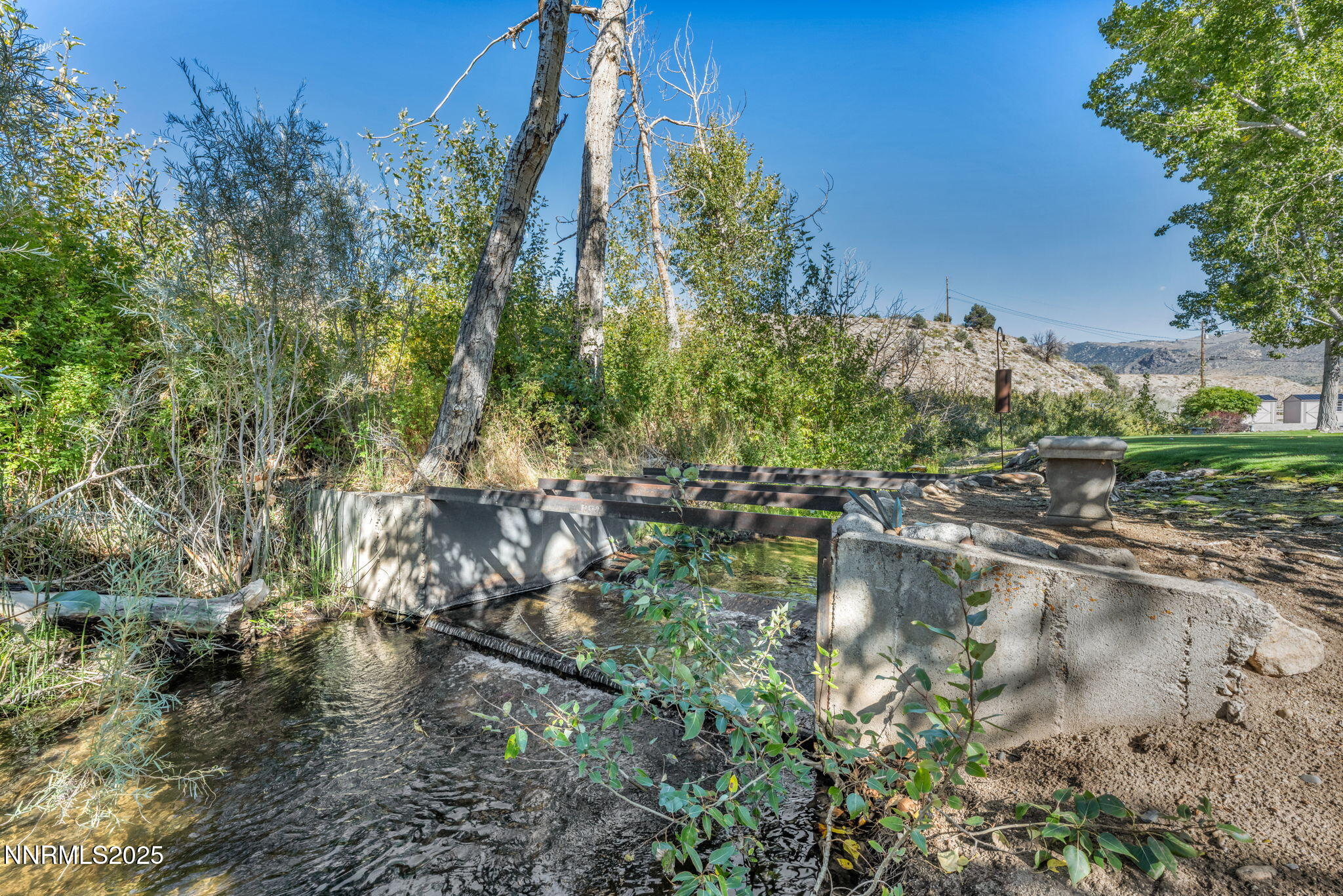 16-web-or-mls-45-n-river-ln