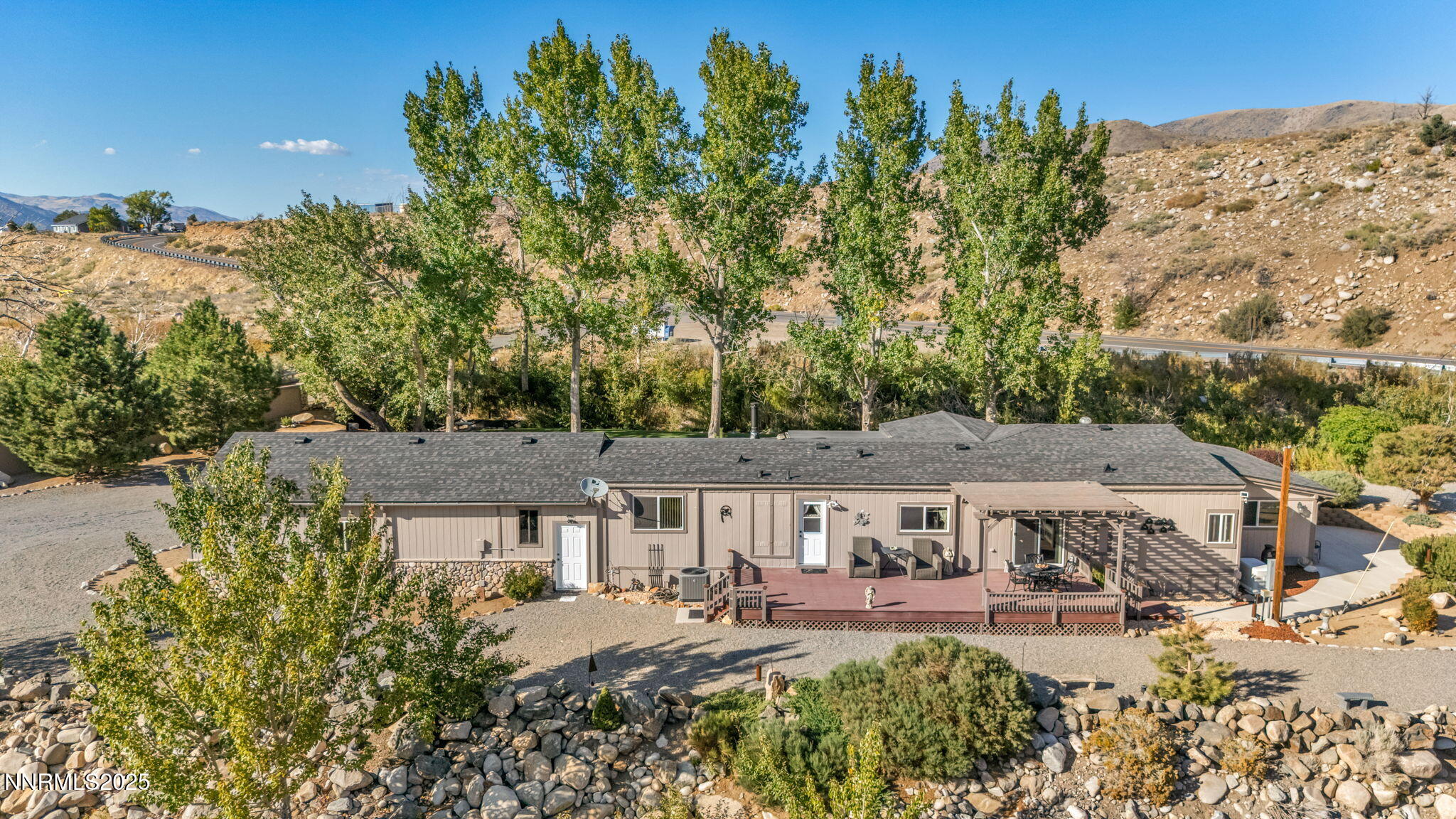 26-web-or-mls-45-n-river-ln