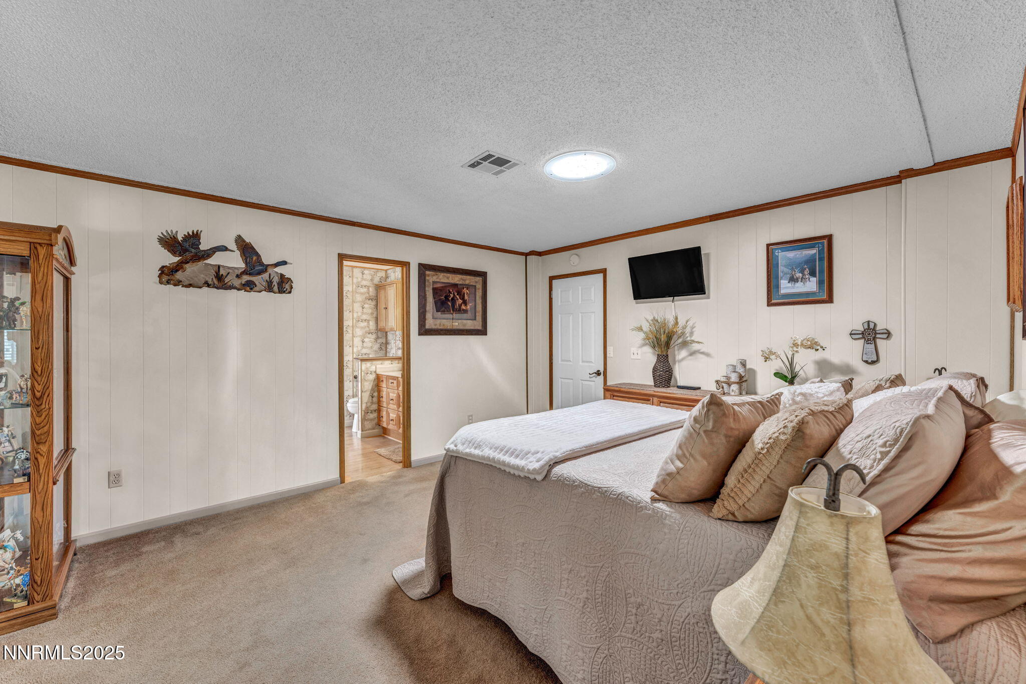 63-web-or-mls-45-n-river-ln