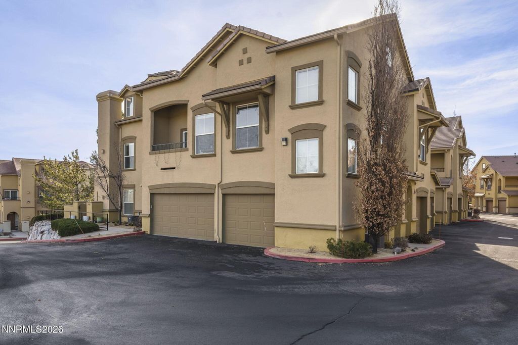 Photo of 17000 Wedge Parkway #UNIT 2124, Reno, NV 89511 (MLS # 260001188)