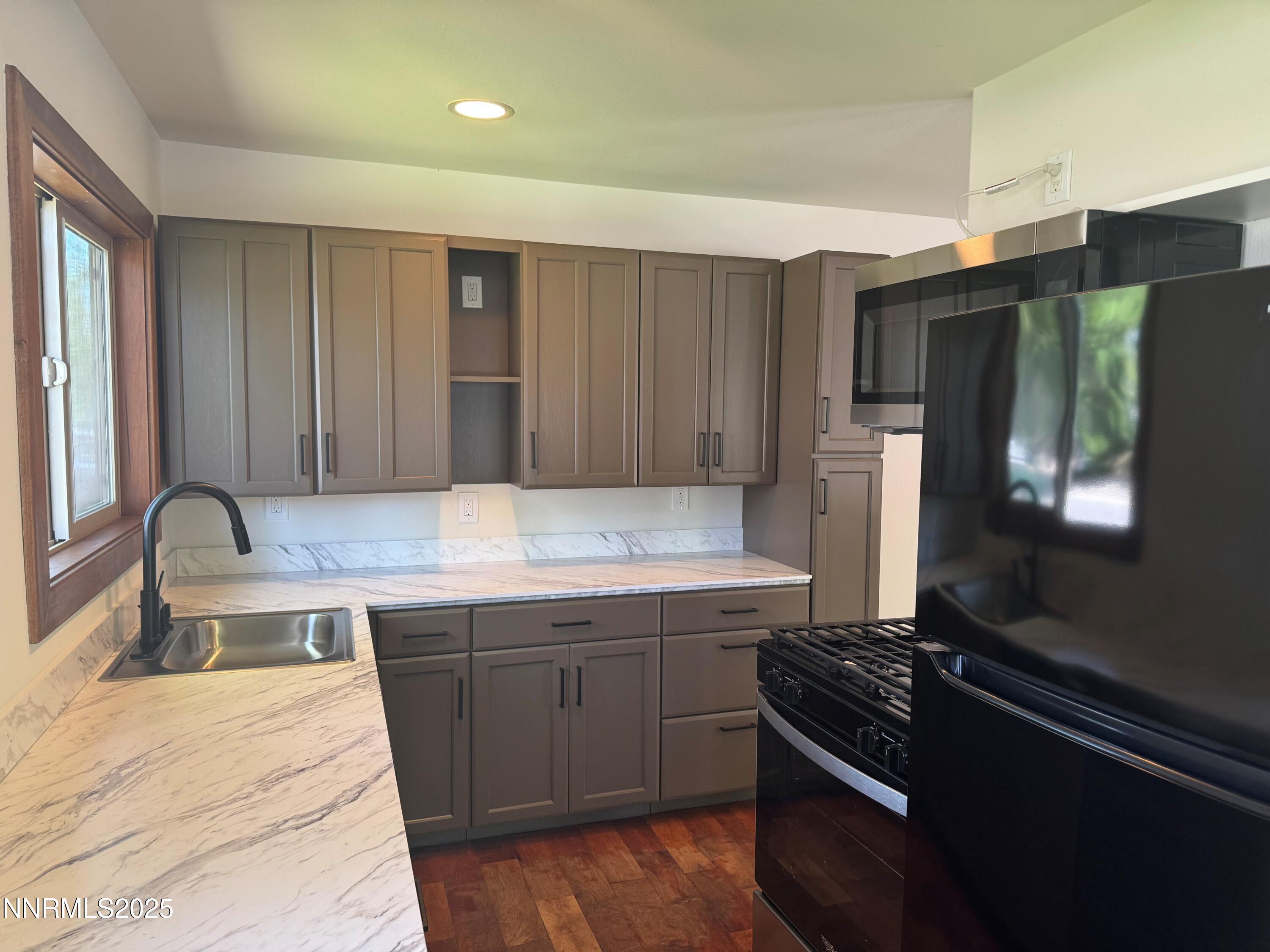 Carson City, Nevada 89706, United States, ,Residential,Pending,199985