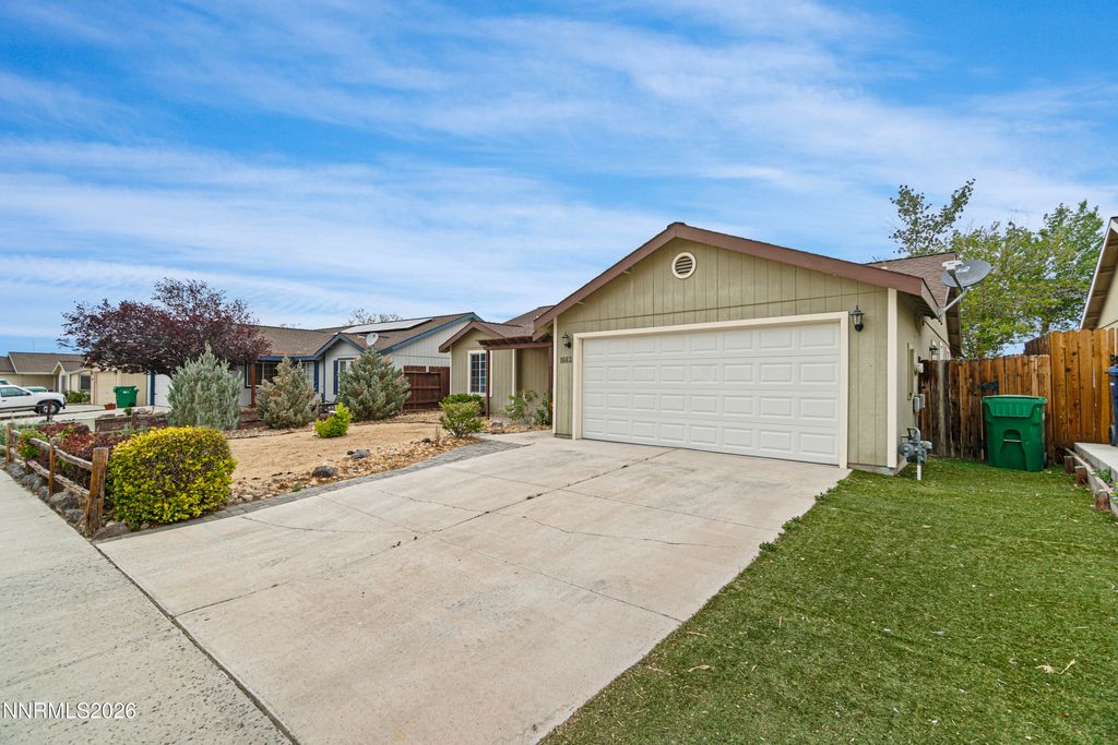 Photo of 1662 Round Up Road, Fernley, NV 89408 (MLS # 260006283)