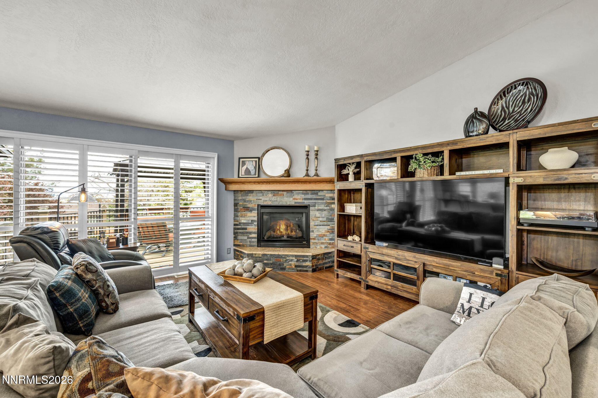 81-web-or-mls-5445-n-scarsdale-cir