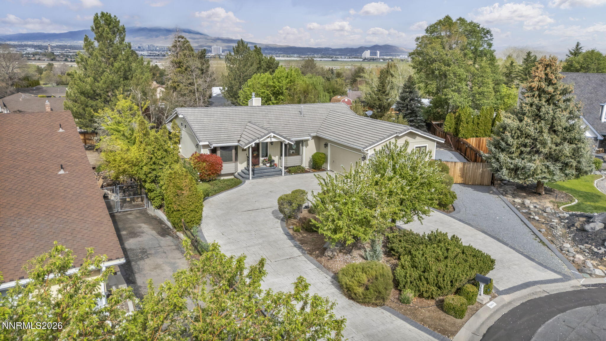 68-web-or-mls-5445-n-scarsdale-cir