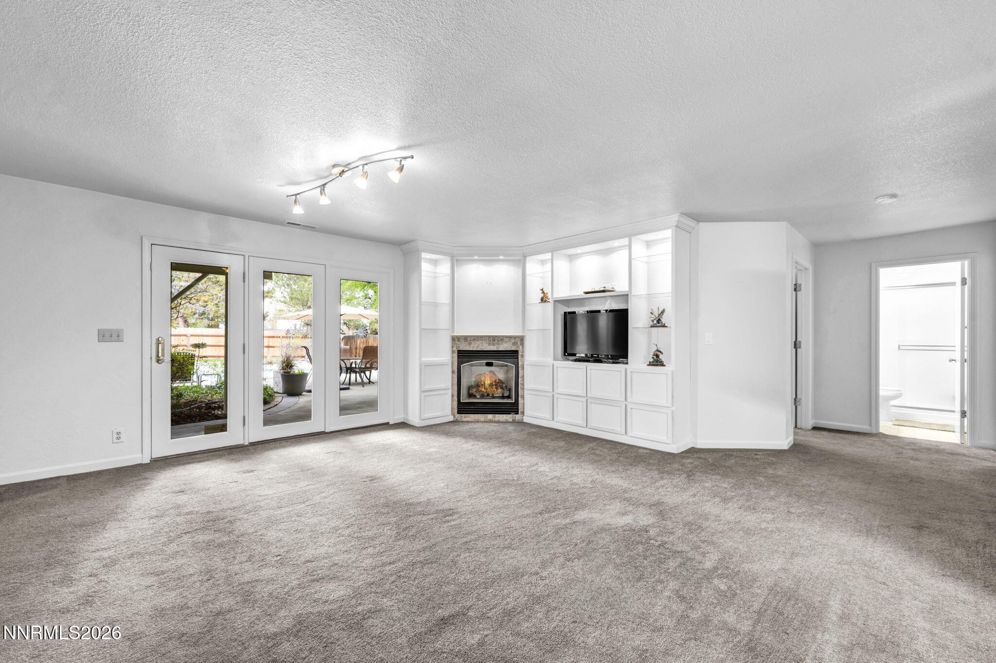 107-web-or-mls-5445-n-scarsdale-cir