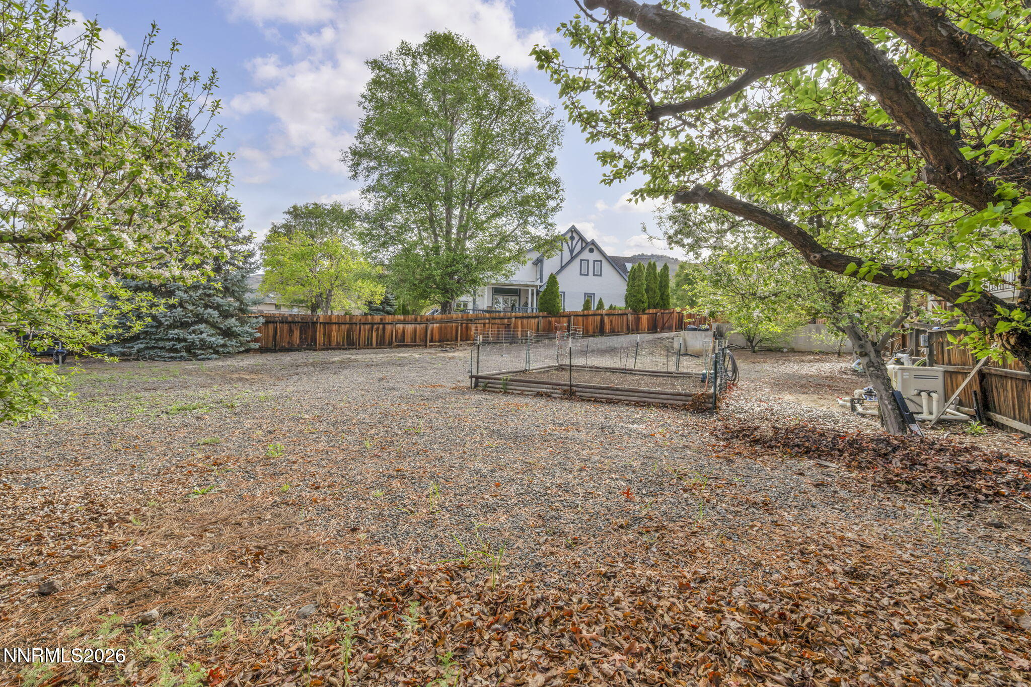 61-web-or-mls-5445-n-scarsdale-cir
