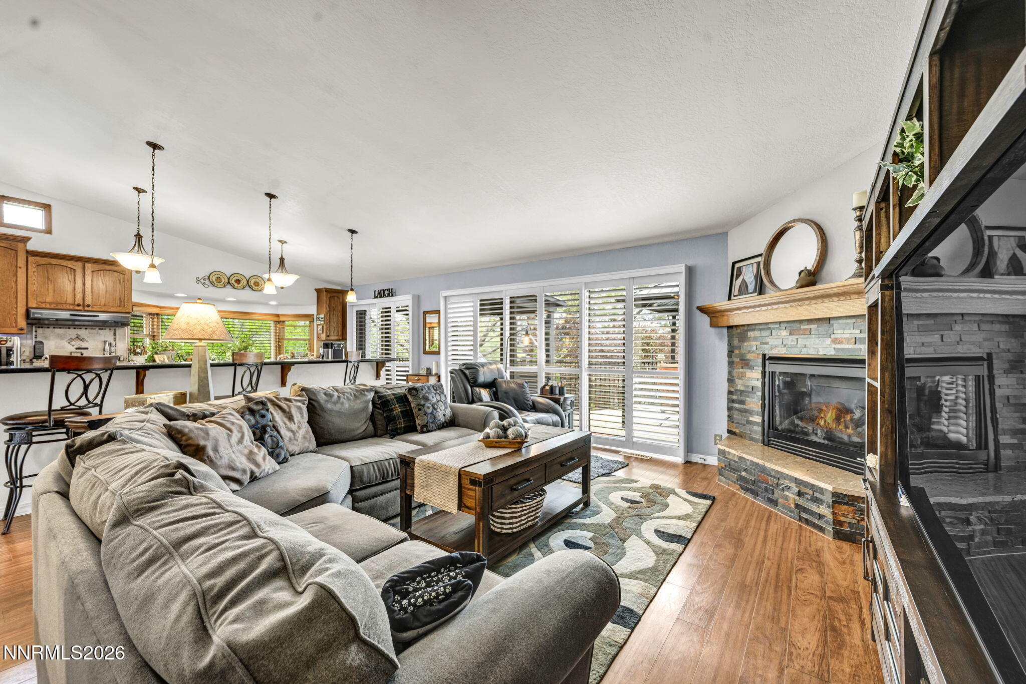 84-web-or-mls-5445-n-scarsdale-cir