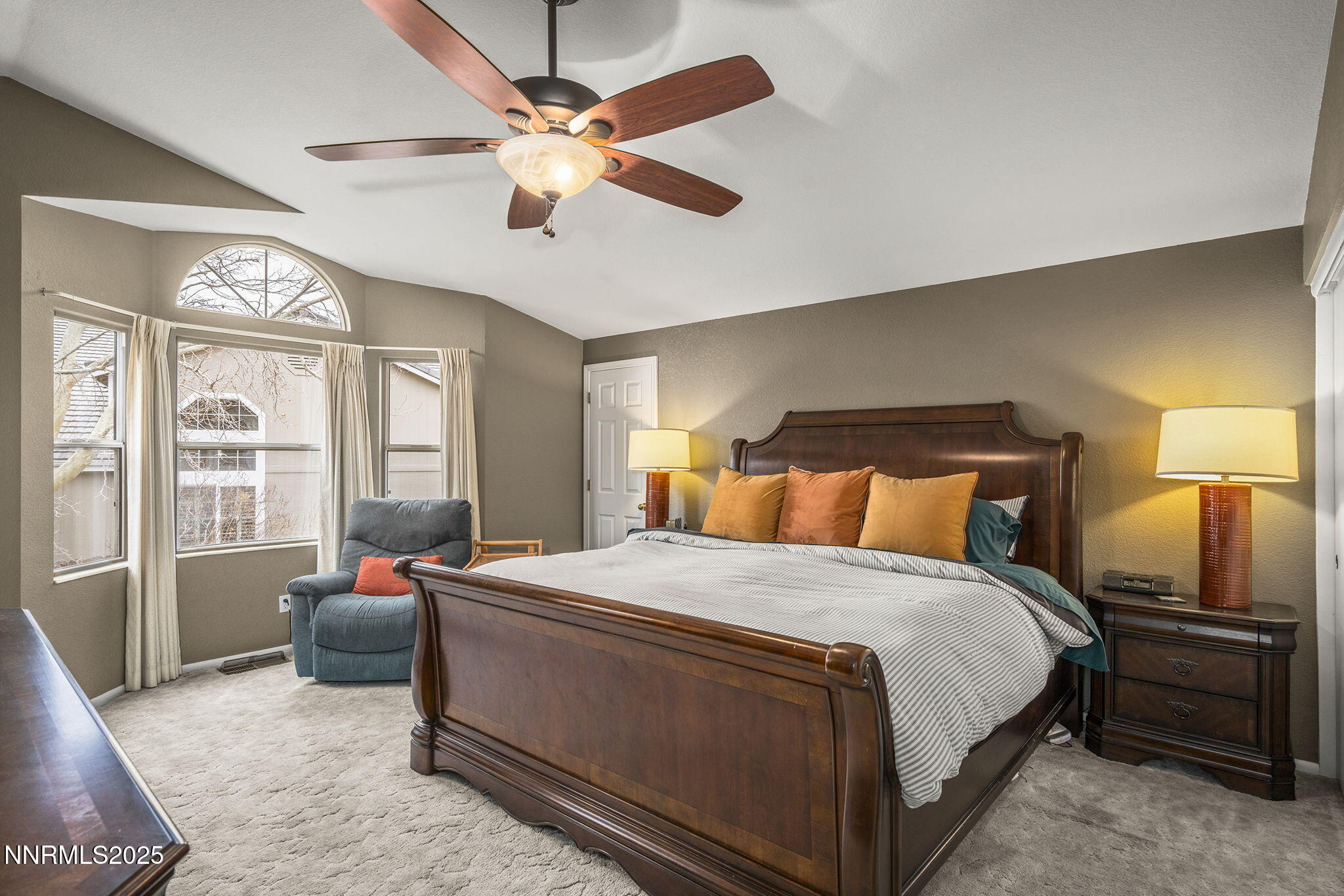 19-web-or-mls-_DSC2864