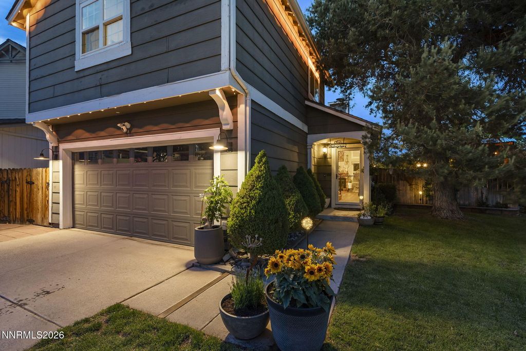 Photo of 1236 Lawton Court, Sparks, NV 89434 (MLS # 260006276)