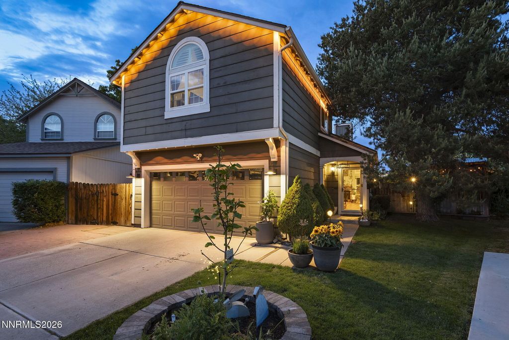 Photo of 1236 Lawton Court, Sparks, NV 89434 (MLS # 260006276)