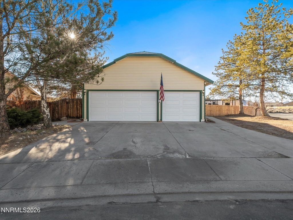 Photo of 309 Stillwater Drive, Dayton, NV 89403 (MLS # 260000702)