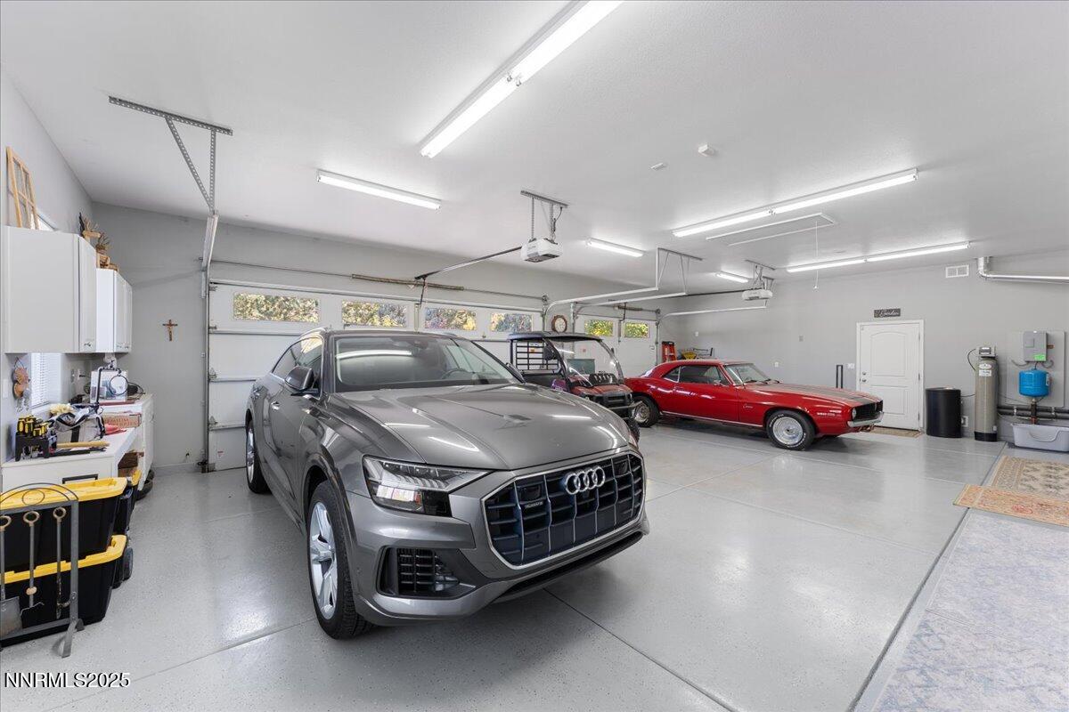 Attached Garage