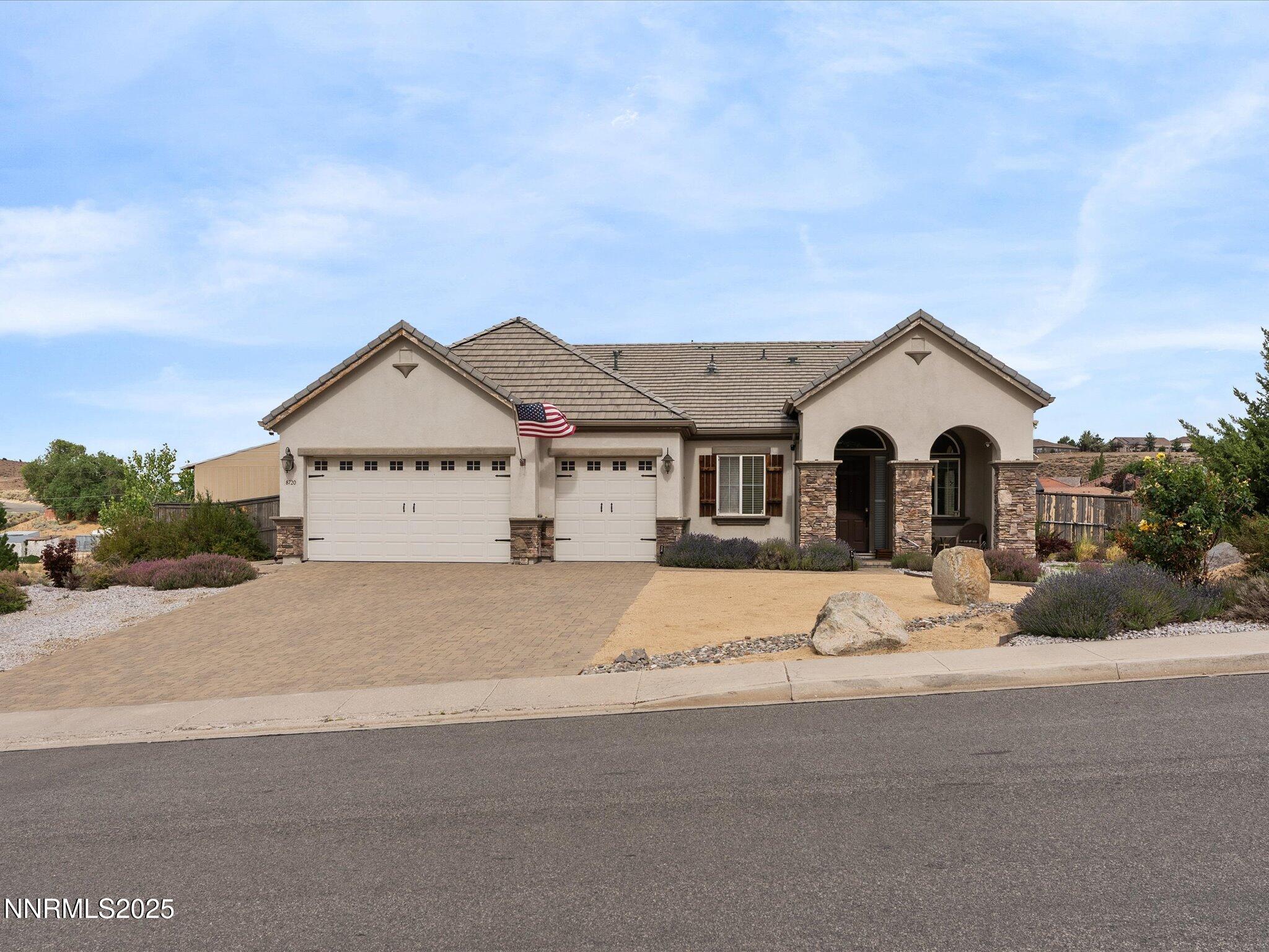 03-8720 Spearhead Way-102