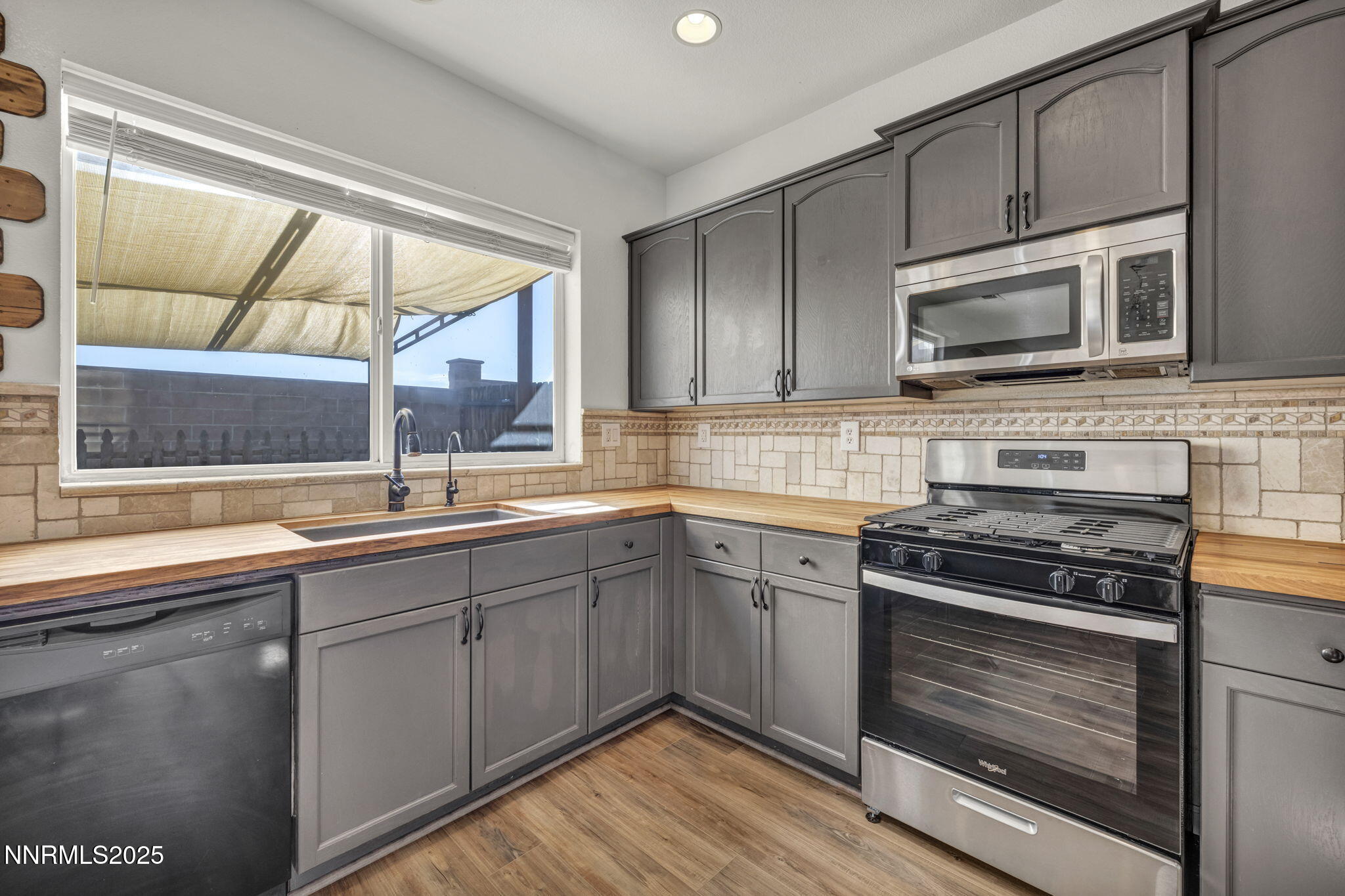 42-web-or-mls-119-red-oak-ct