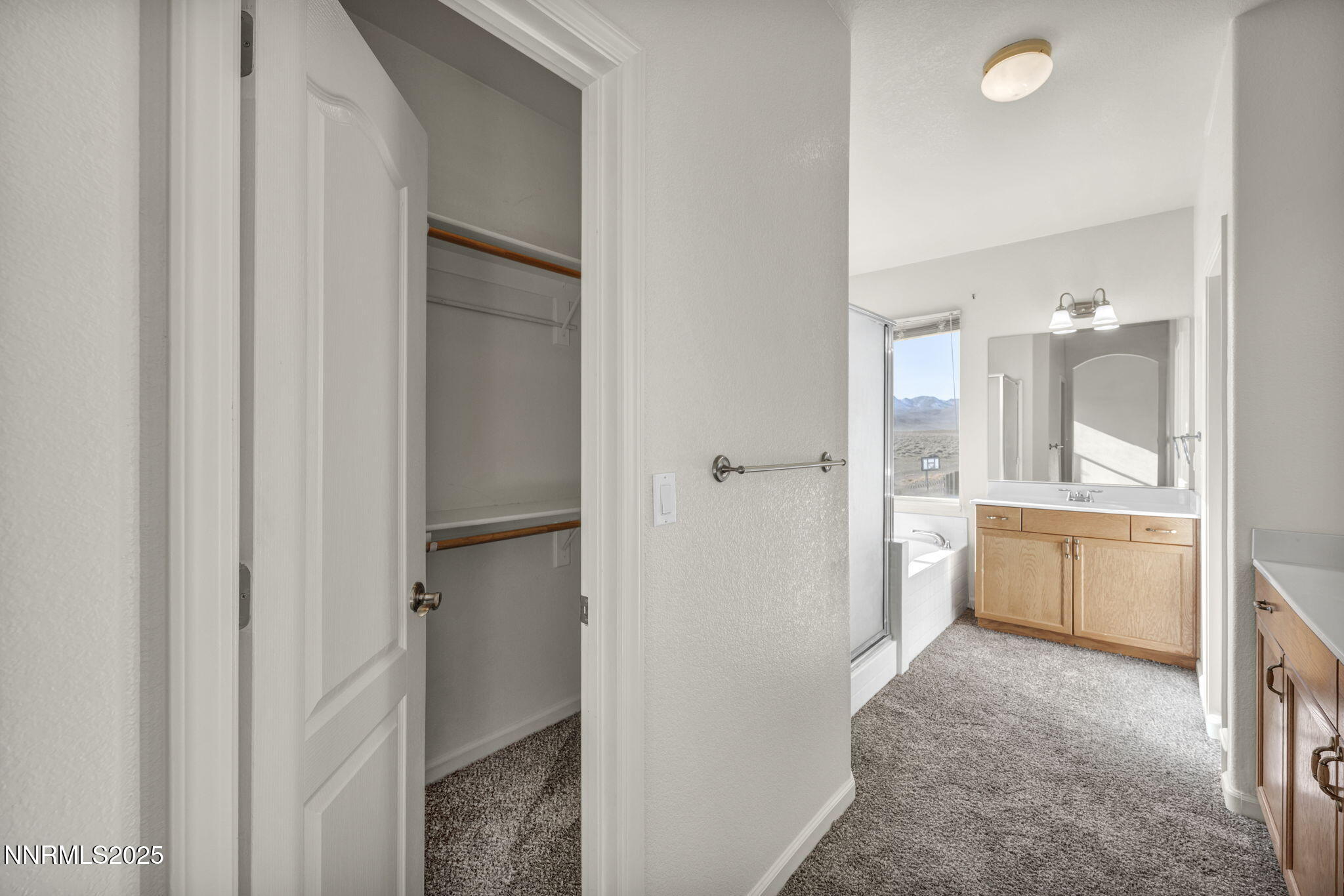 61-web-or-mls-119-red-oak-ct