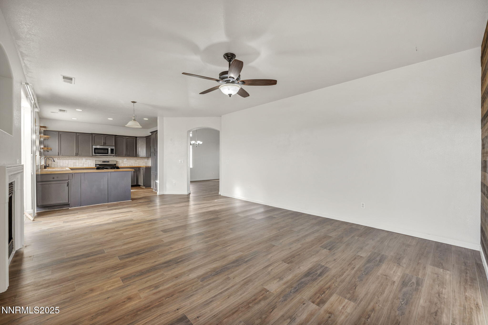 39-web-or-mls-119-red-oak-ct