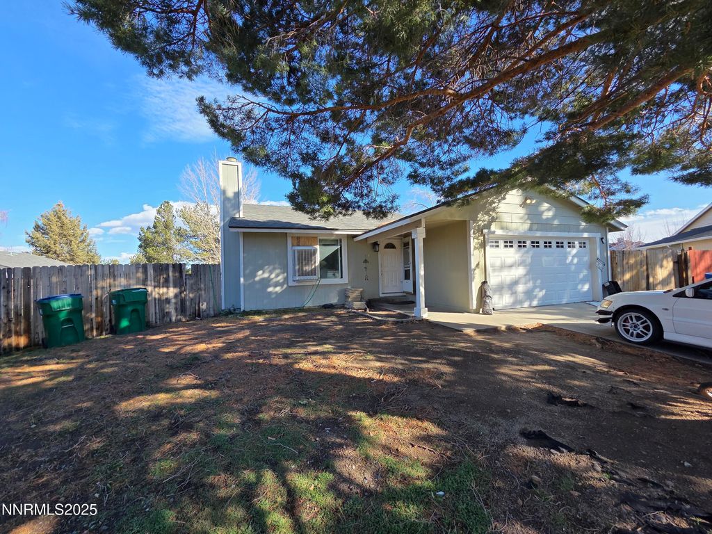 Photo of 10001 Gabro Street, Reno, NV 89506 (MLS # 250059147)
