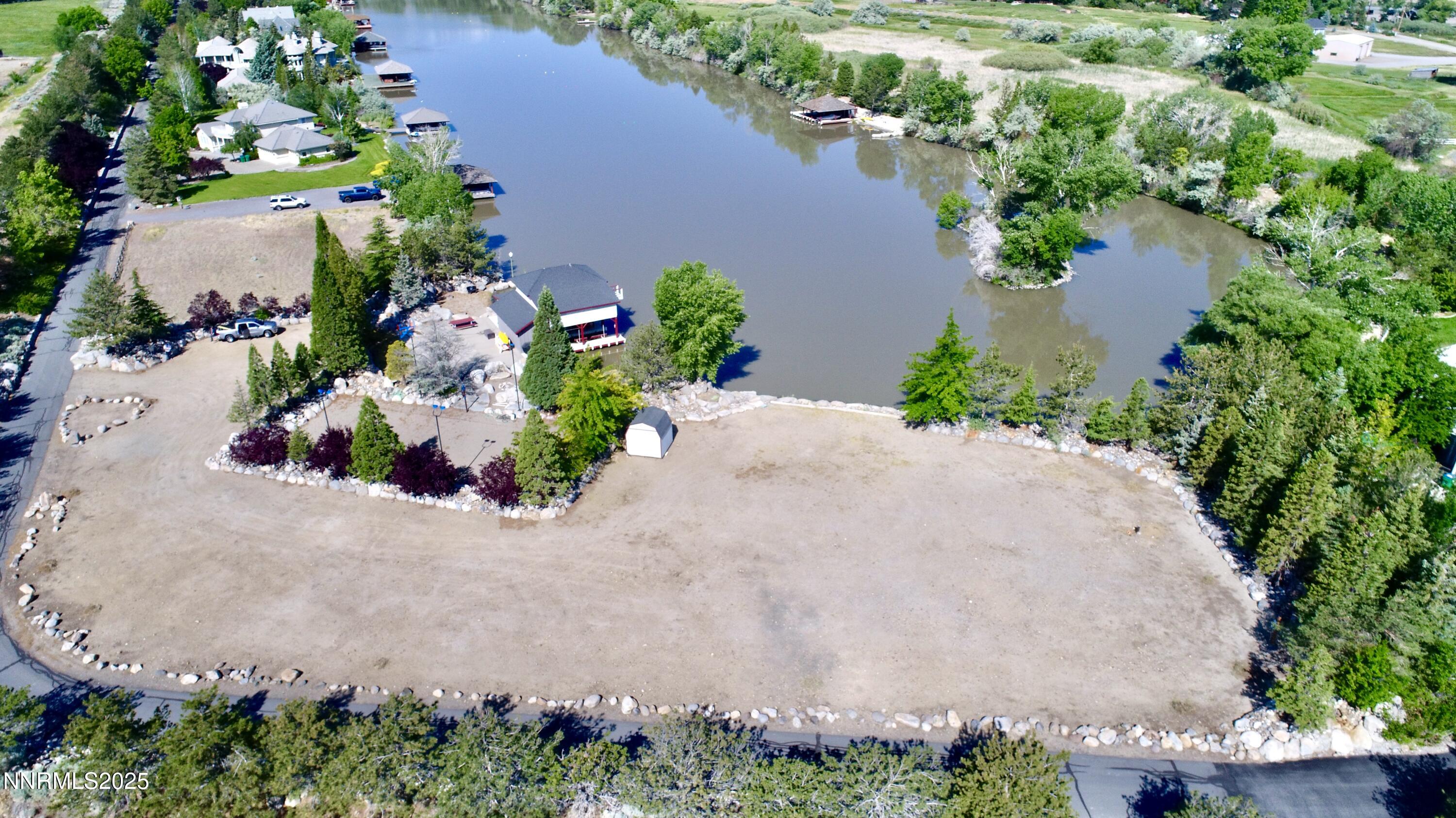 C8762CF4-9A48-4A1B-884E-978A368999AD_1_2