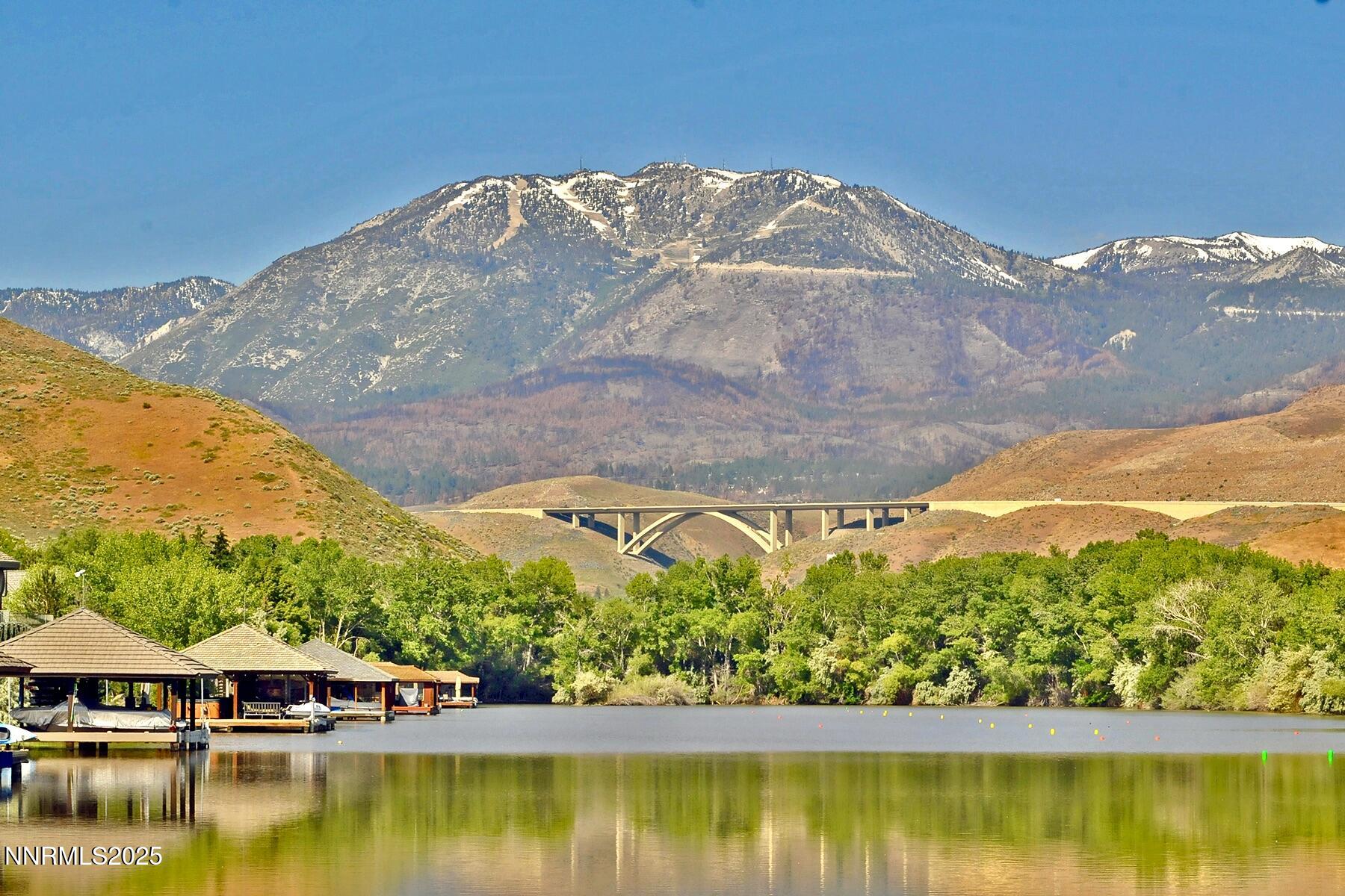 D073705F-C407-46B2-BC26-991D226E2EEF_1_2