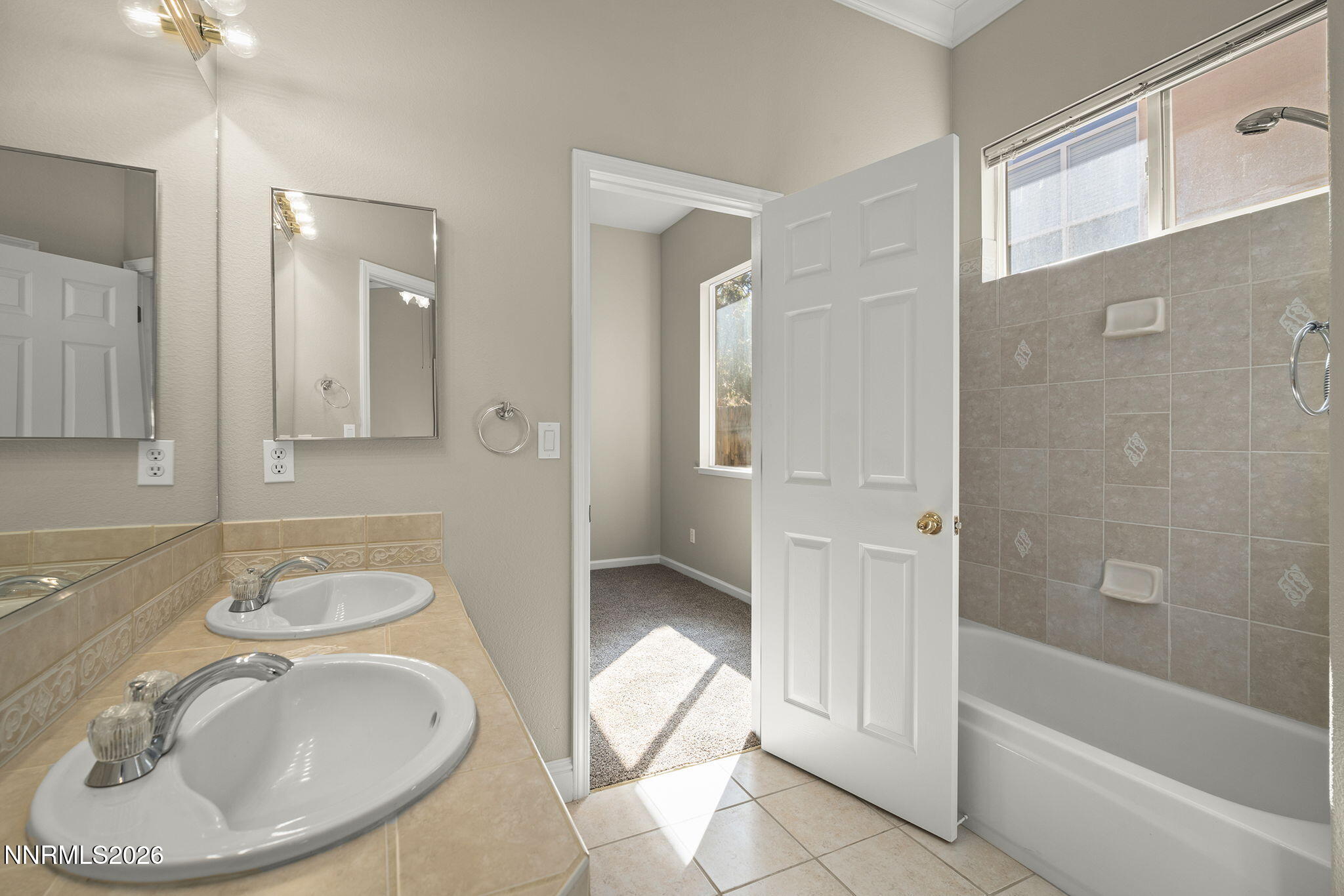 23-web-or-mls-_DSC2208