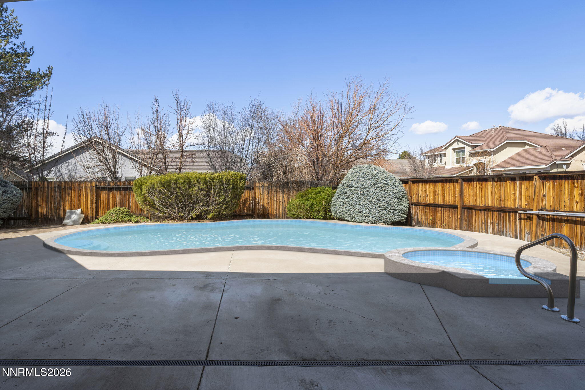 29-web-or-mls-_DSC2115 (2)