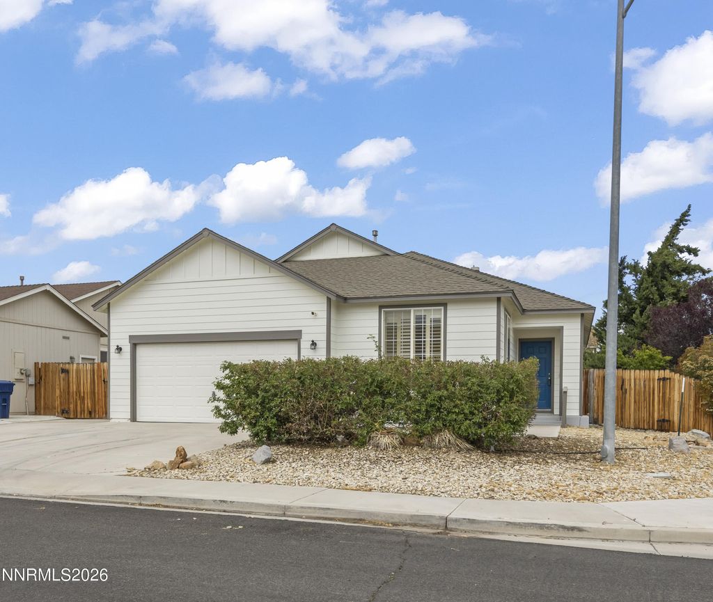 Photo of 1800 Hickory Lane, Fernley, NV 89408 (MLS # 260004929)