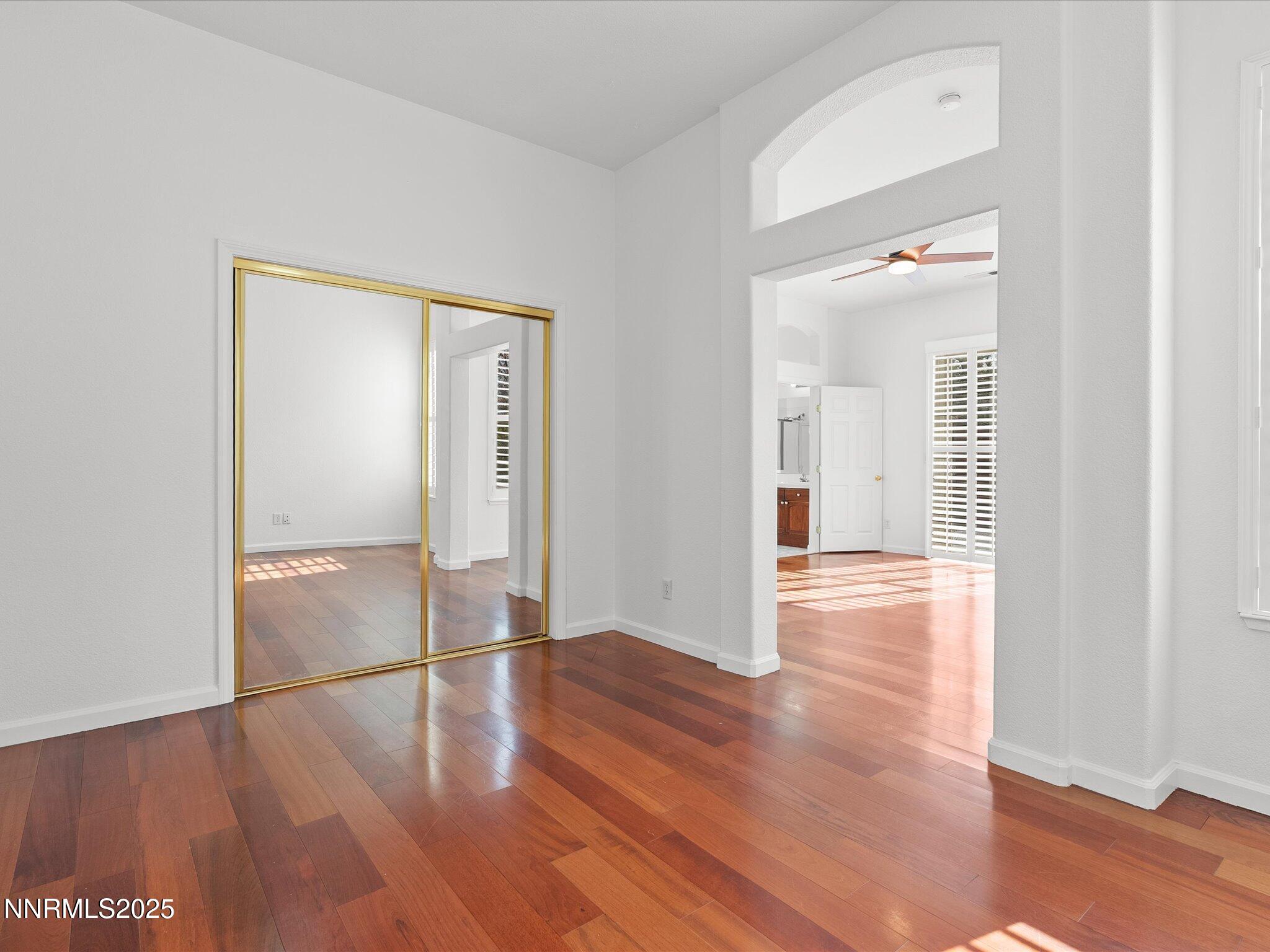 24-1300 S Fox Glen Ct-123