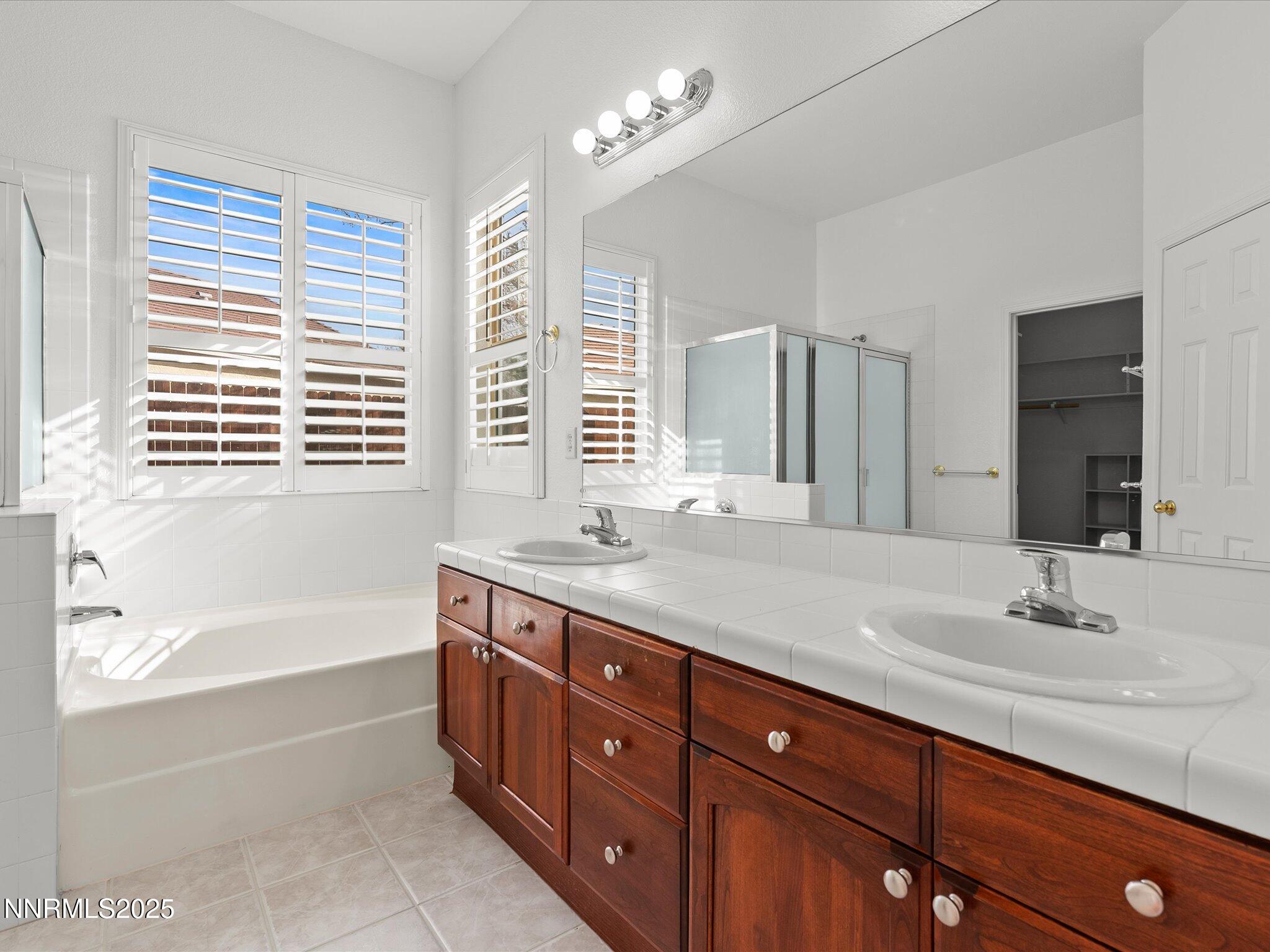 29-1300 S Fox Glen Ct-128