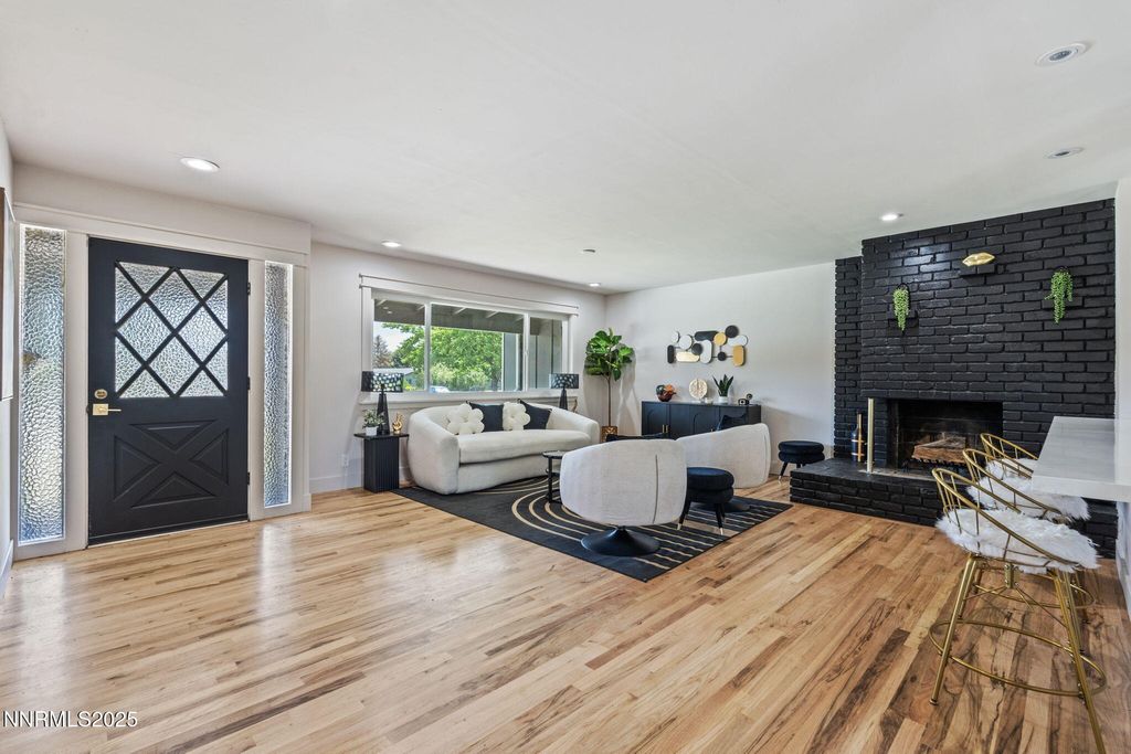 Photo of 395 Chevy Chase Street, Reno, NV 89509 (MLS # 250001092)