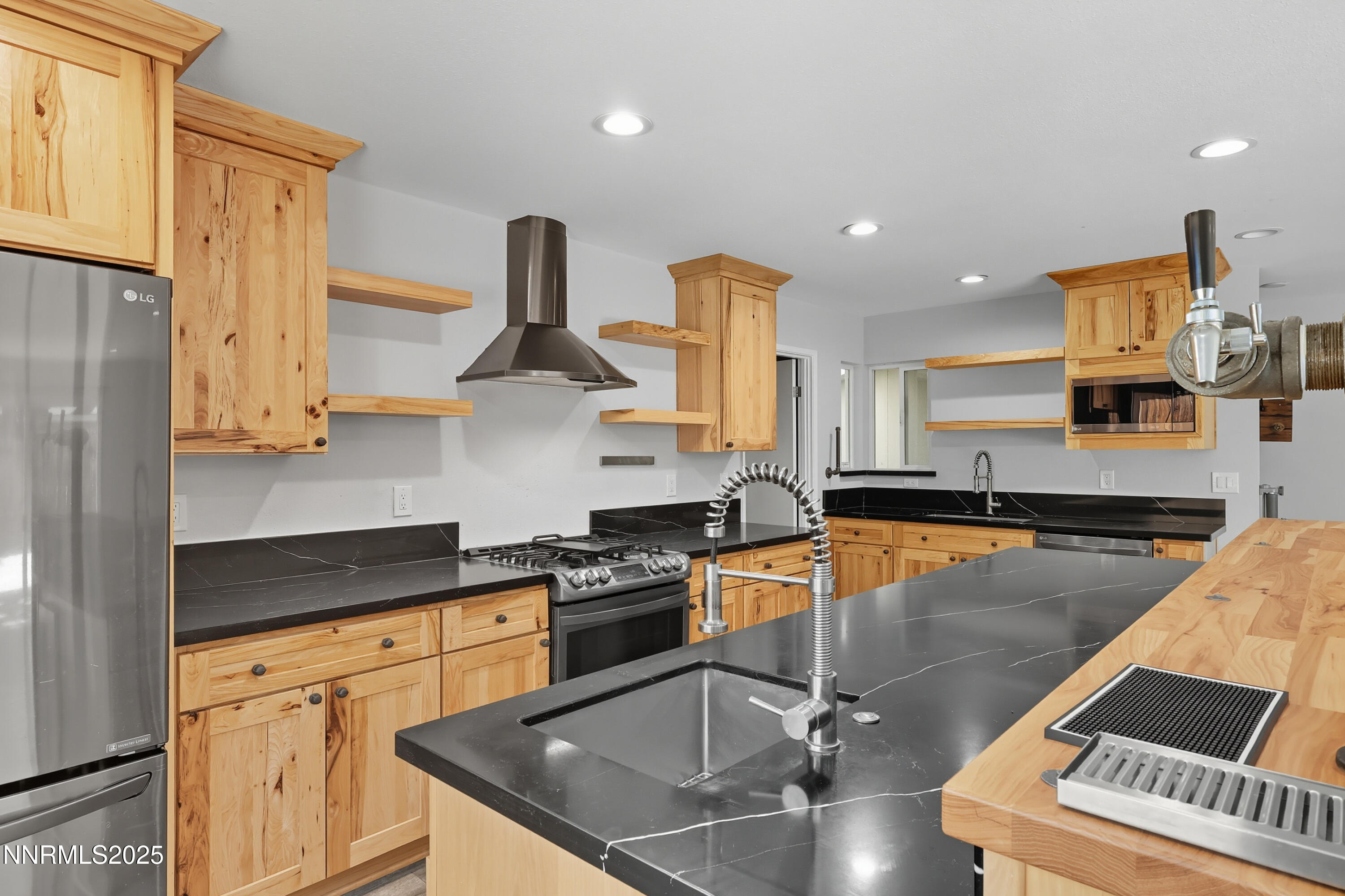 2025-09-14%2018.04.22-2