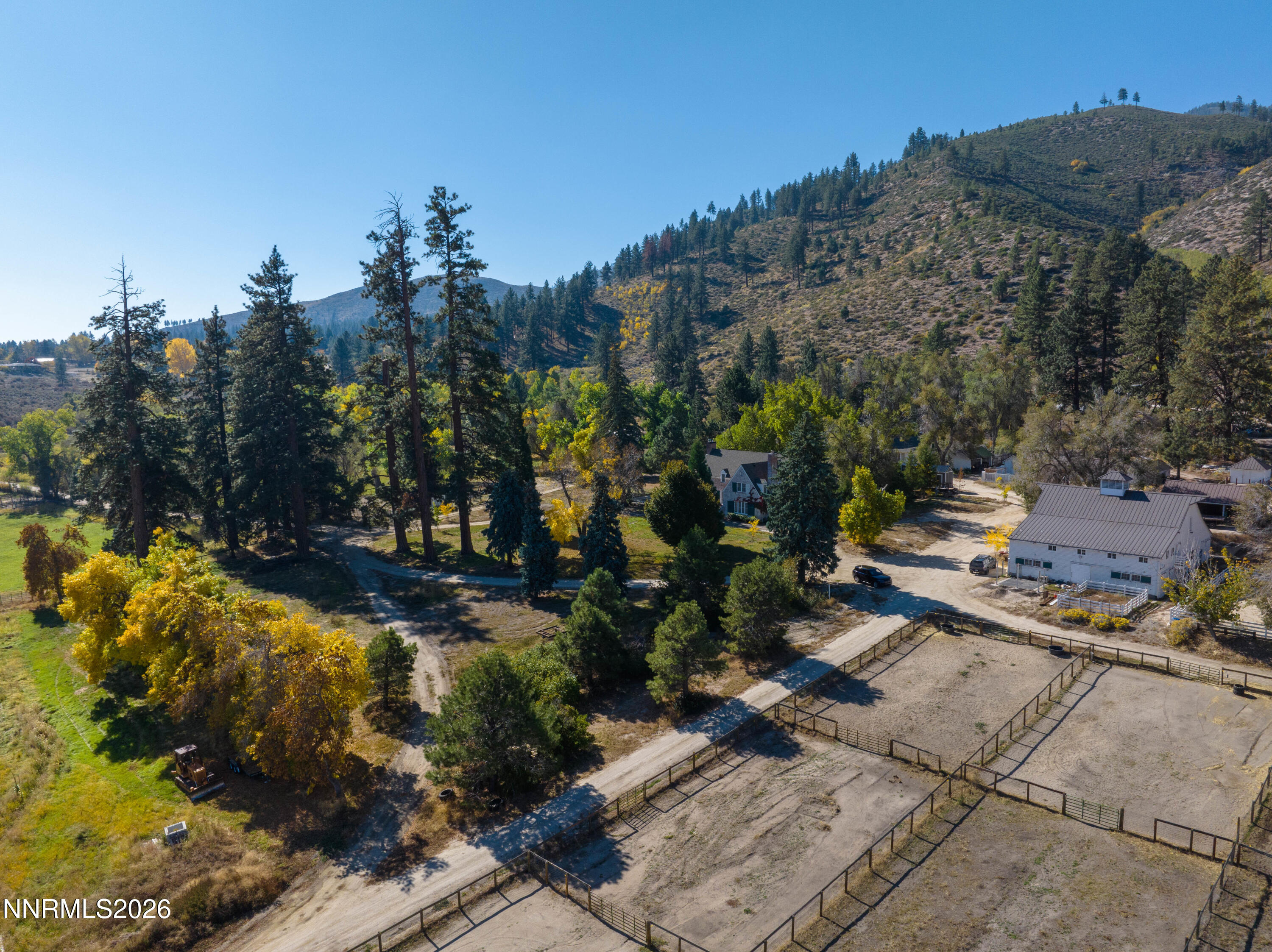 021_7900_list_country_aerials-21