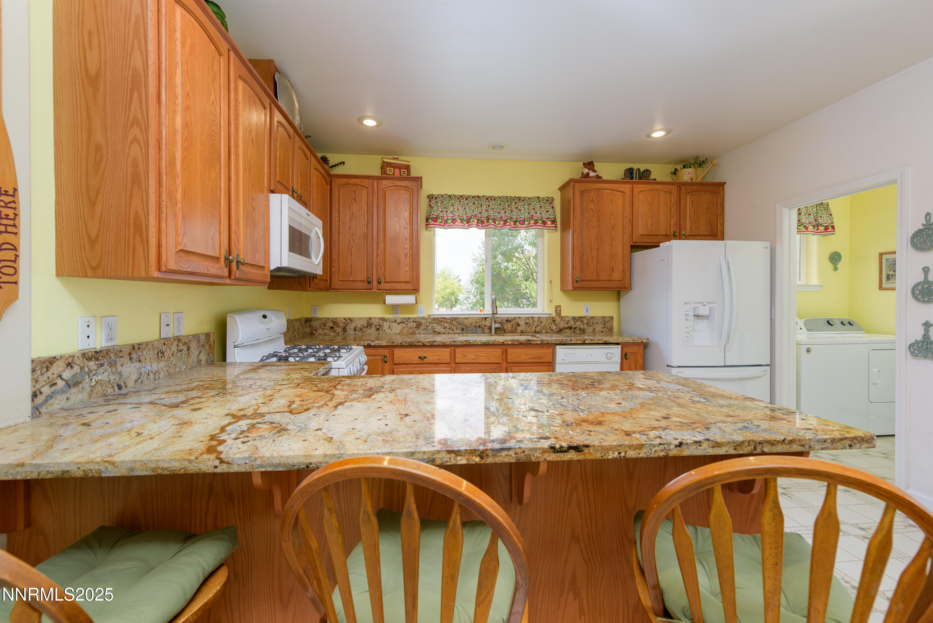 1421 Brentwood Ct-35