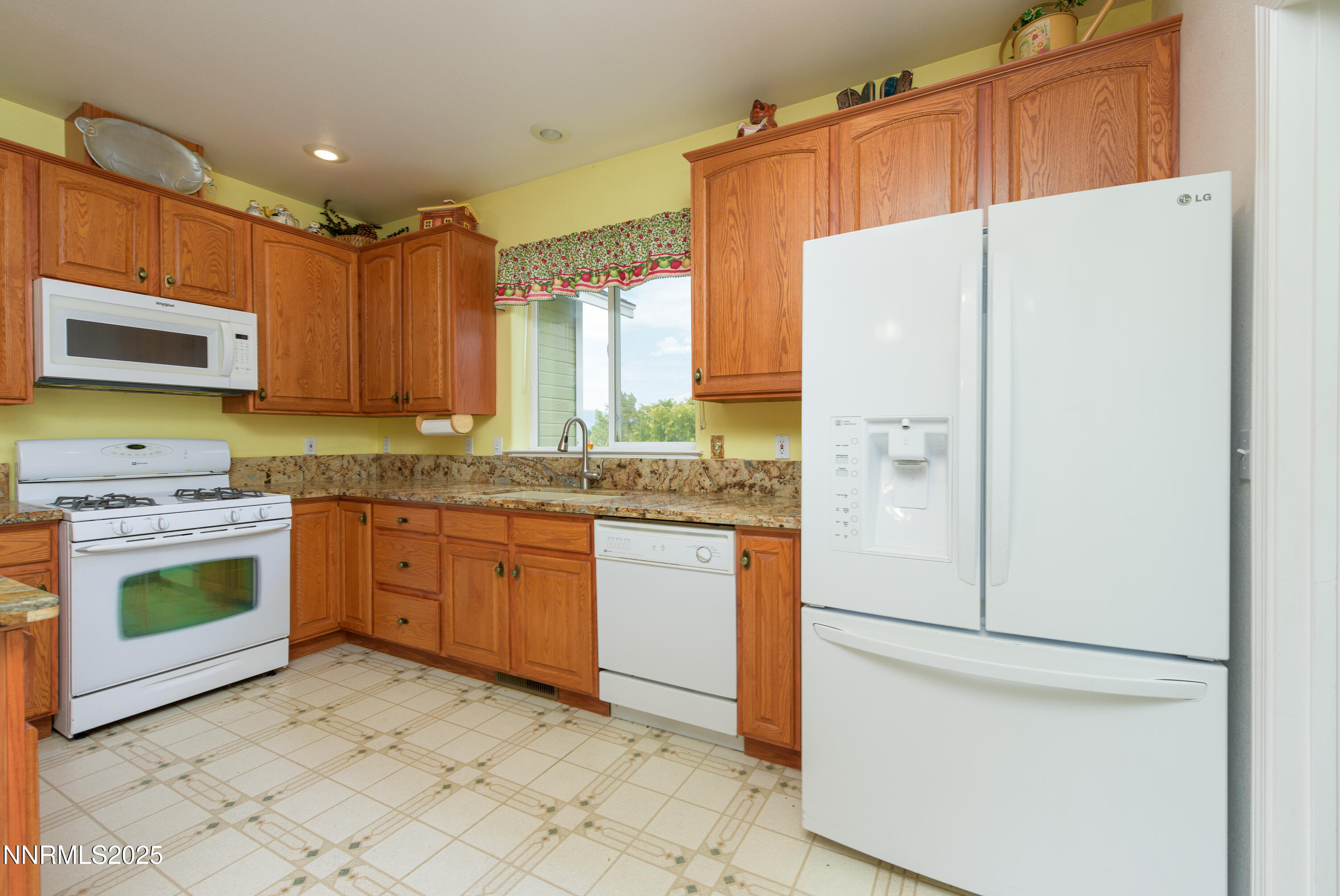 1421 Brentwood Ct-37