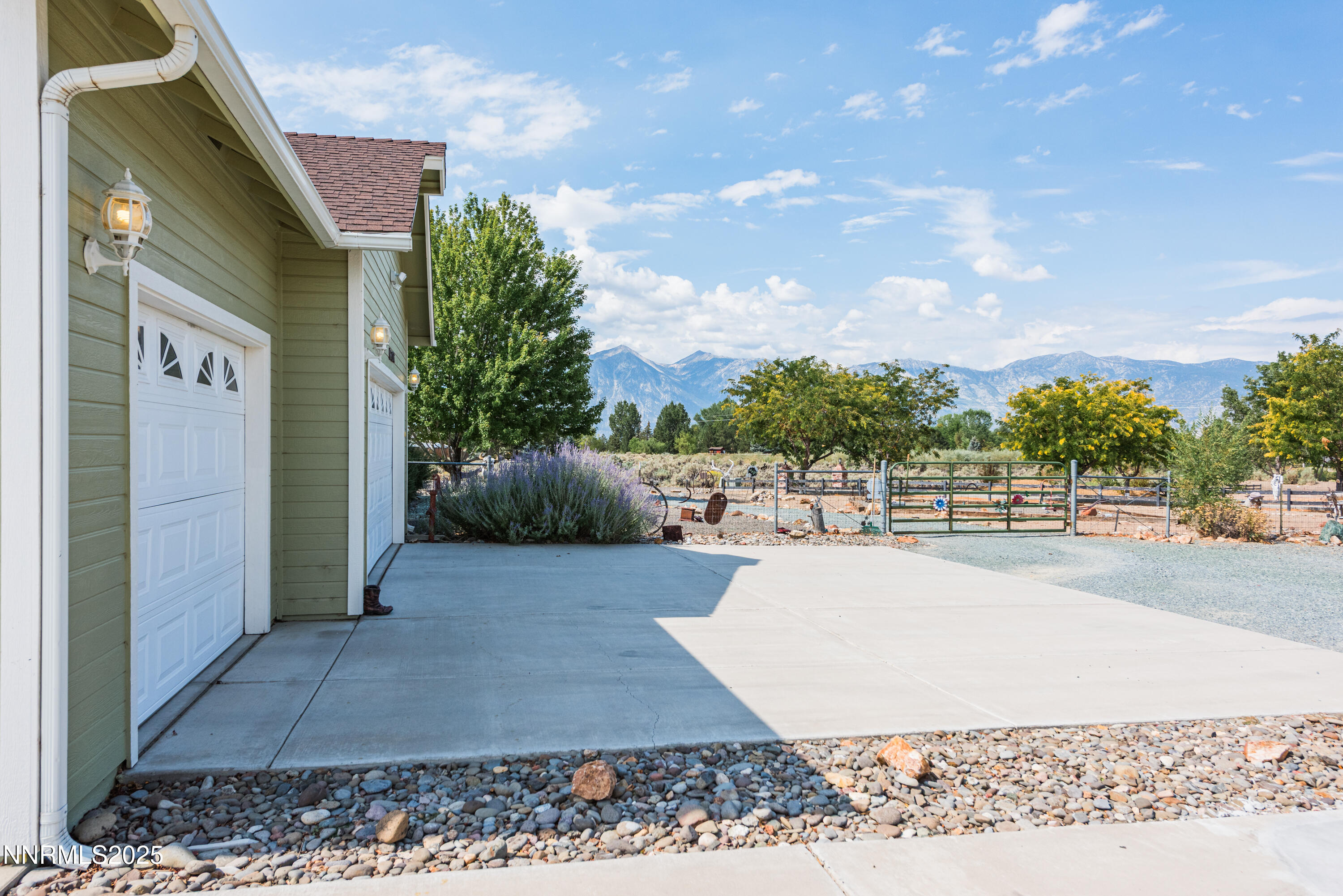 1421 Brentwood Ct-26