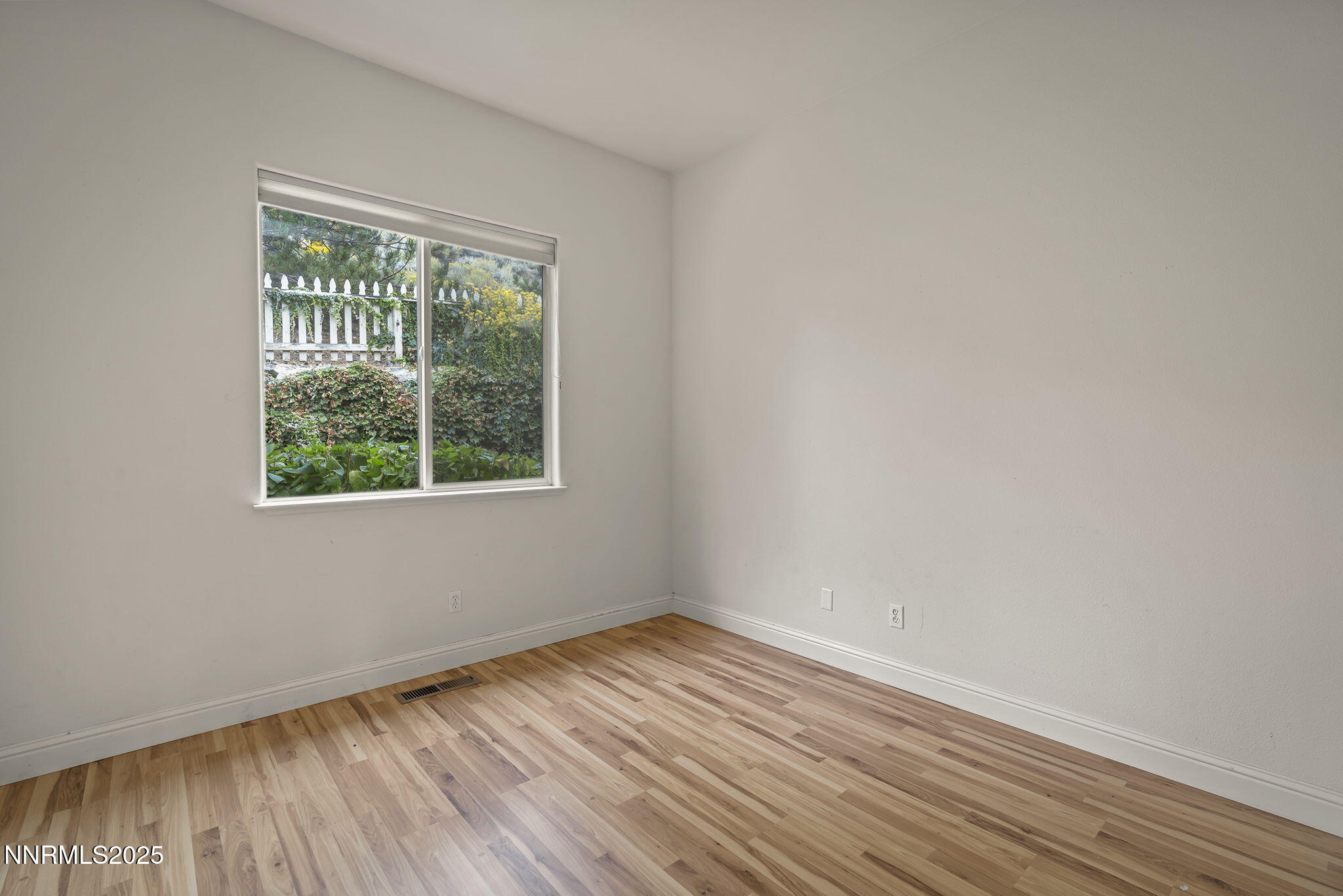 16-web-or-mls-_DSC1808