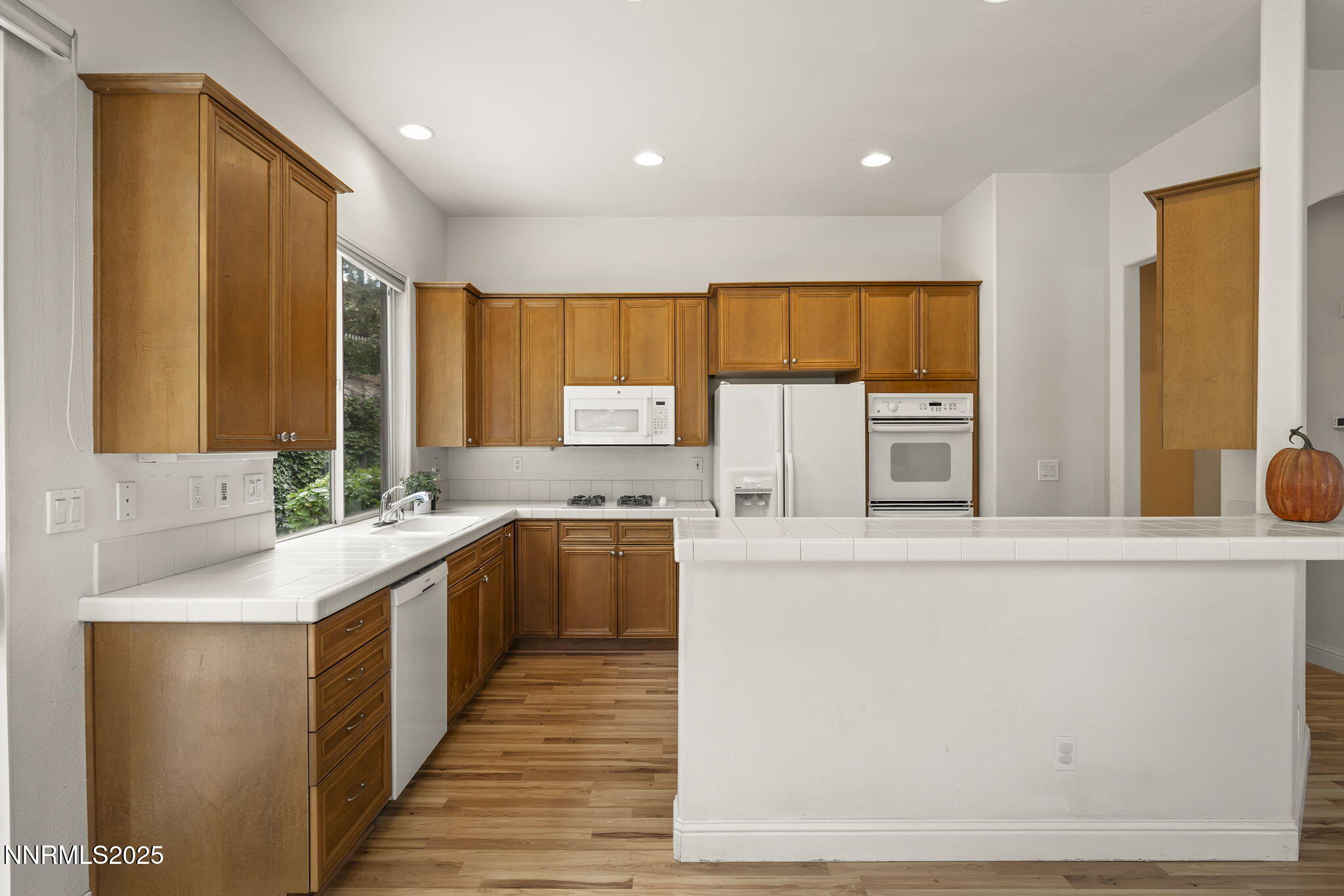 9-web-or-mls-_DSC1860