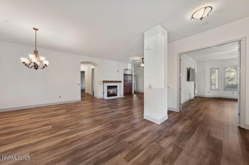 Wilbur May - great room