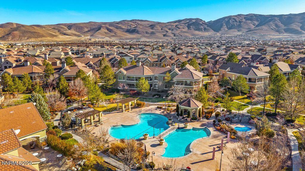 Wilbur May - Two pools