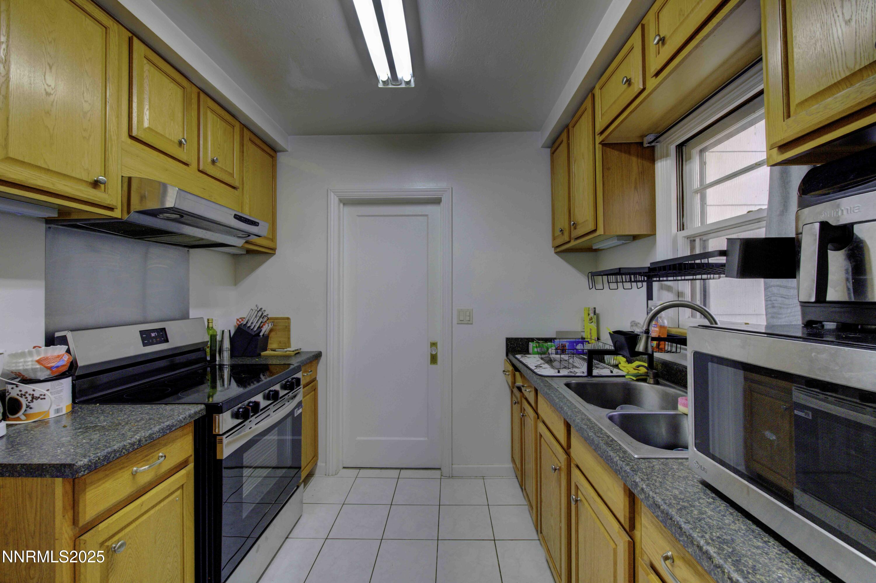 The Strand 1 interiors (10 of 15)