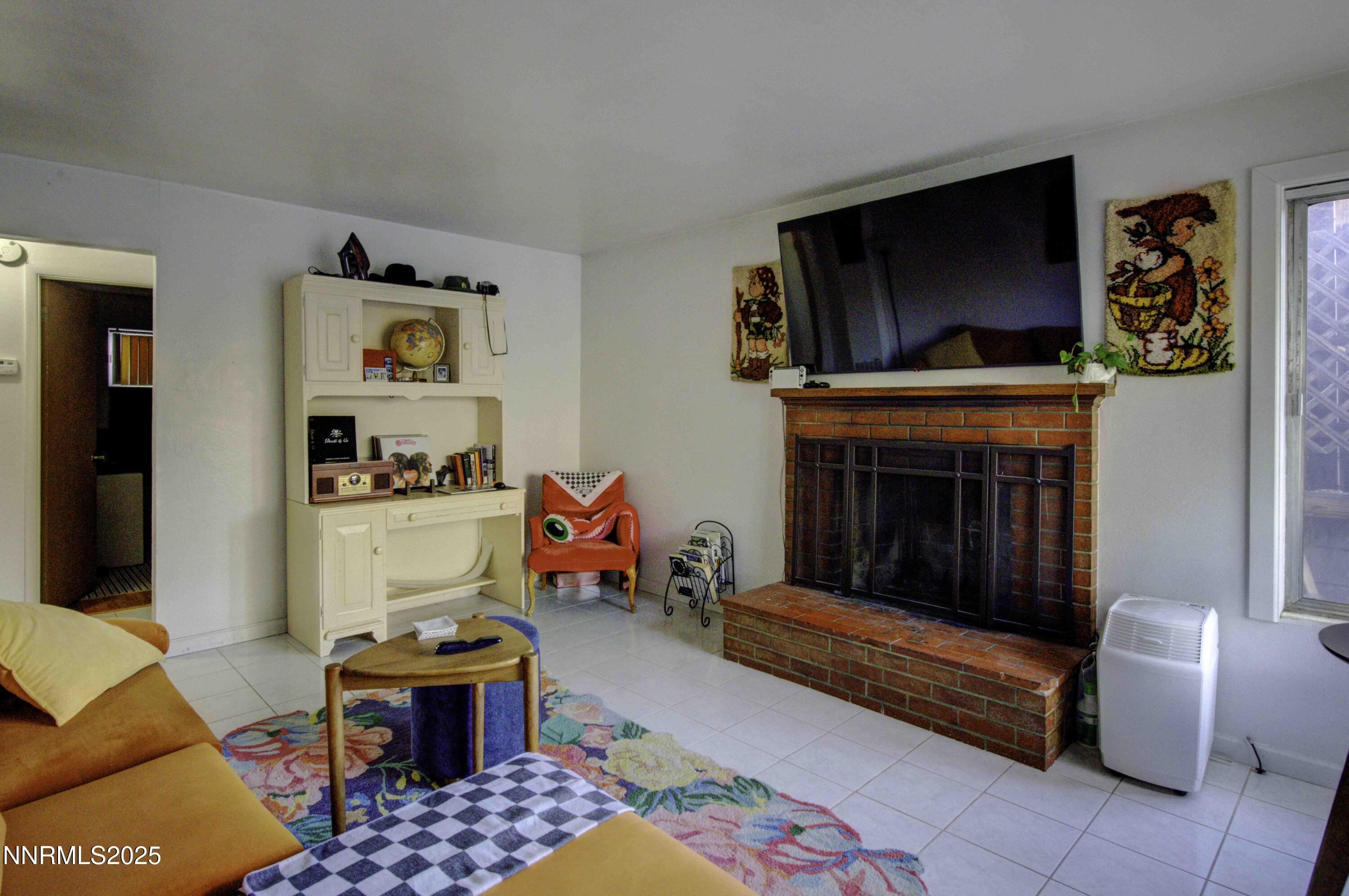 The Strand 2 interiors (7 of 10)