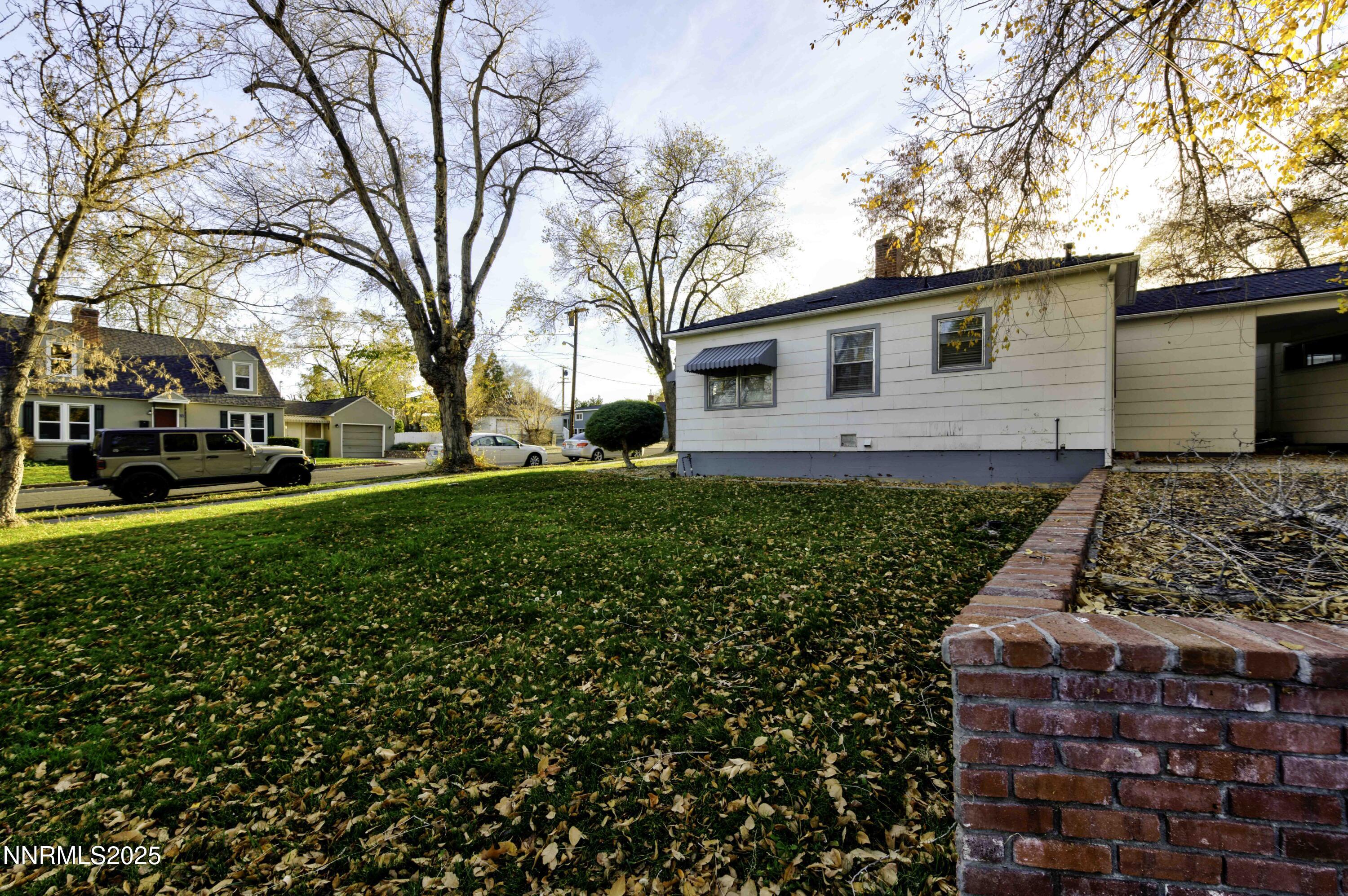 The Strand exteriors (11 of 11)