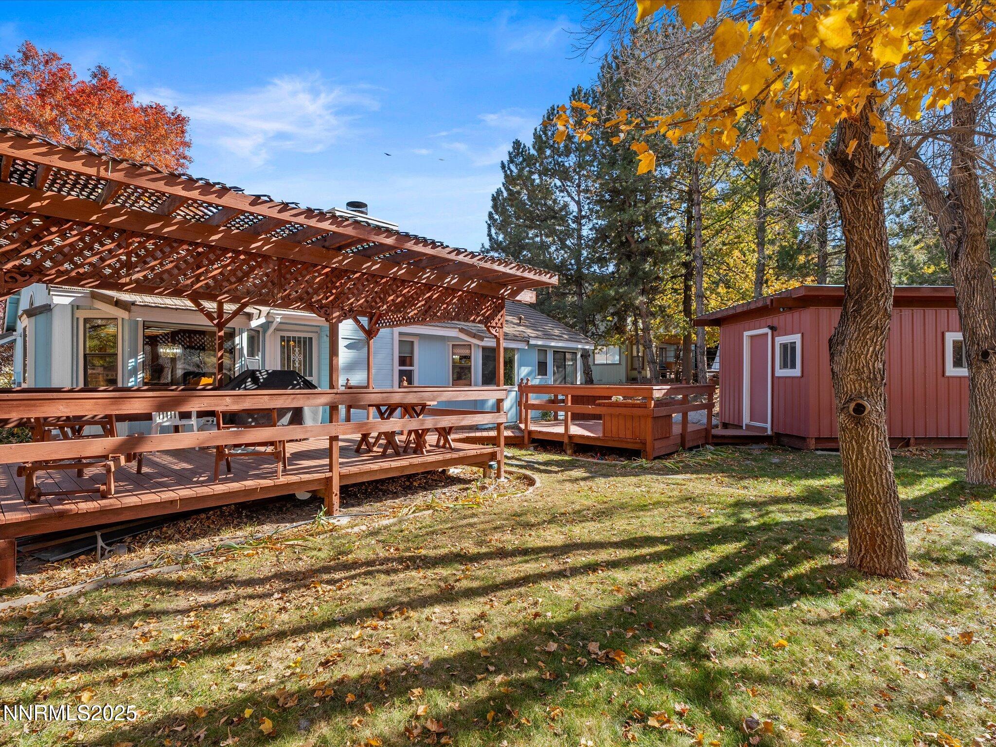 23-3330 Thornhill Dr-142