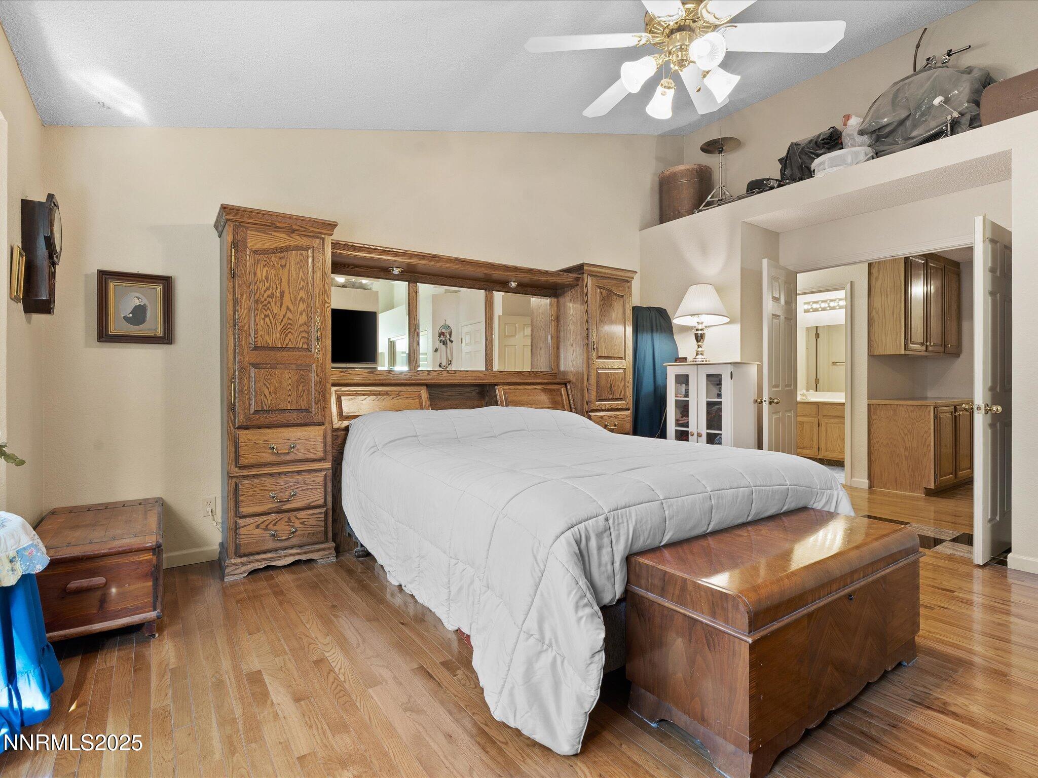 13-3330 Thornhill Dr-123