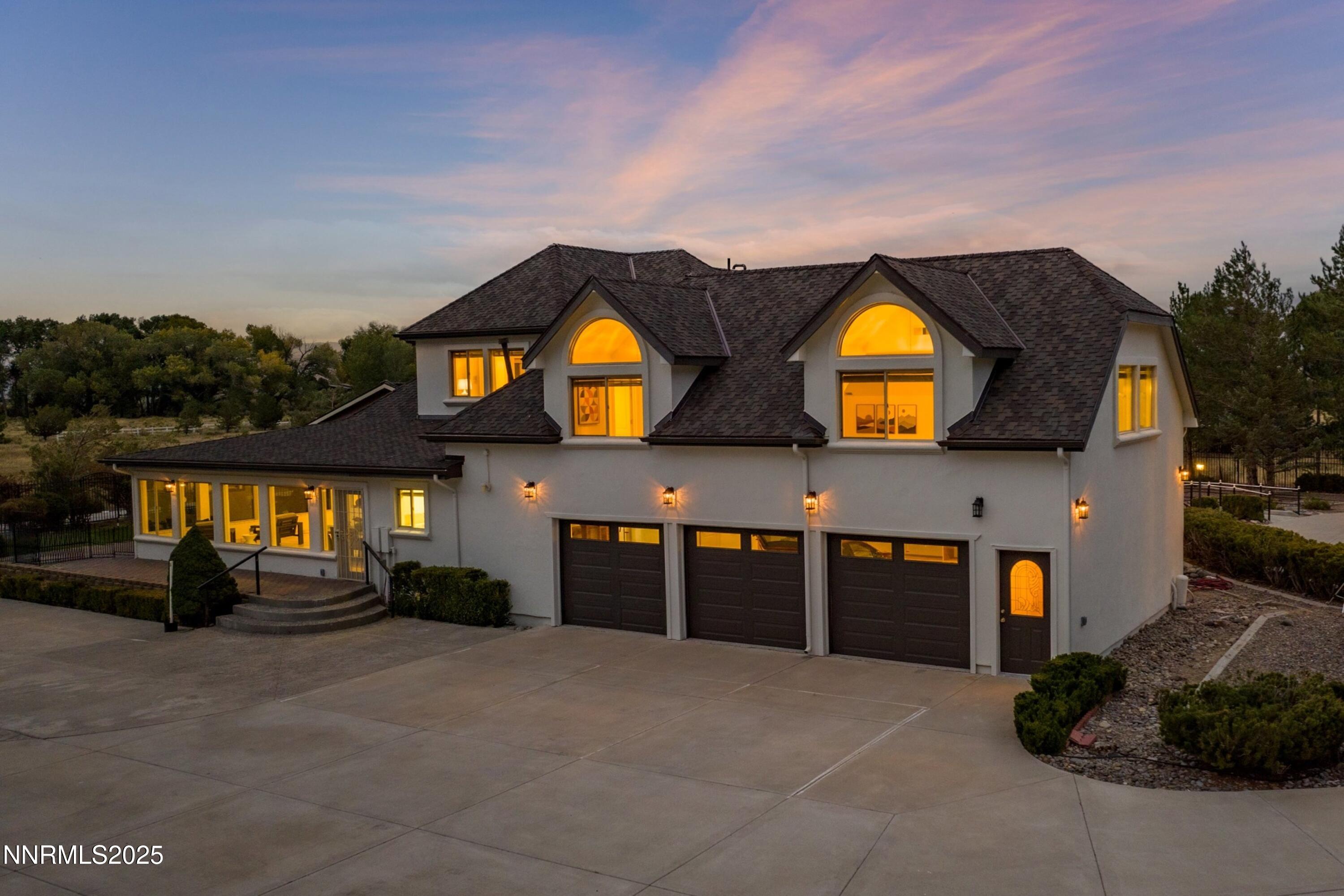 012_10-print-370_genoa_ln_twilight-9_427