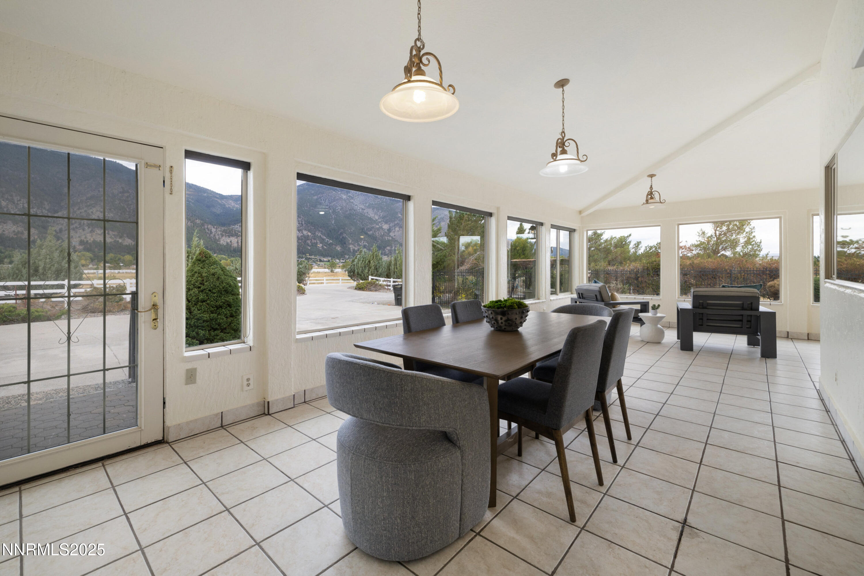 022_16-print-370_genoa_ln-3_219