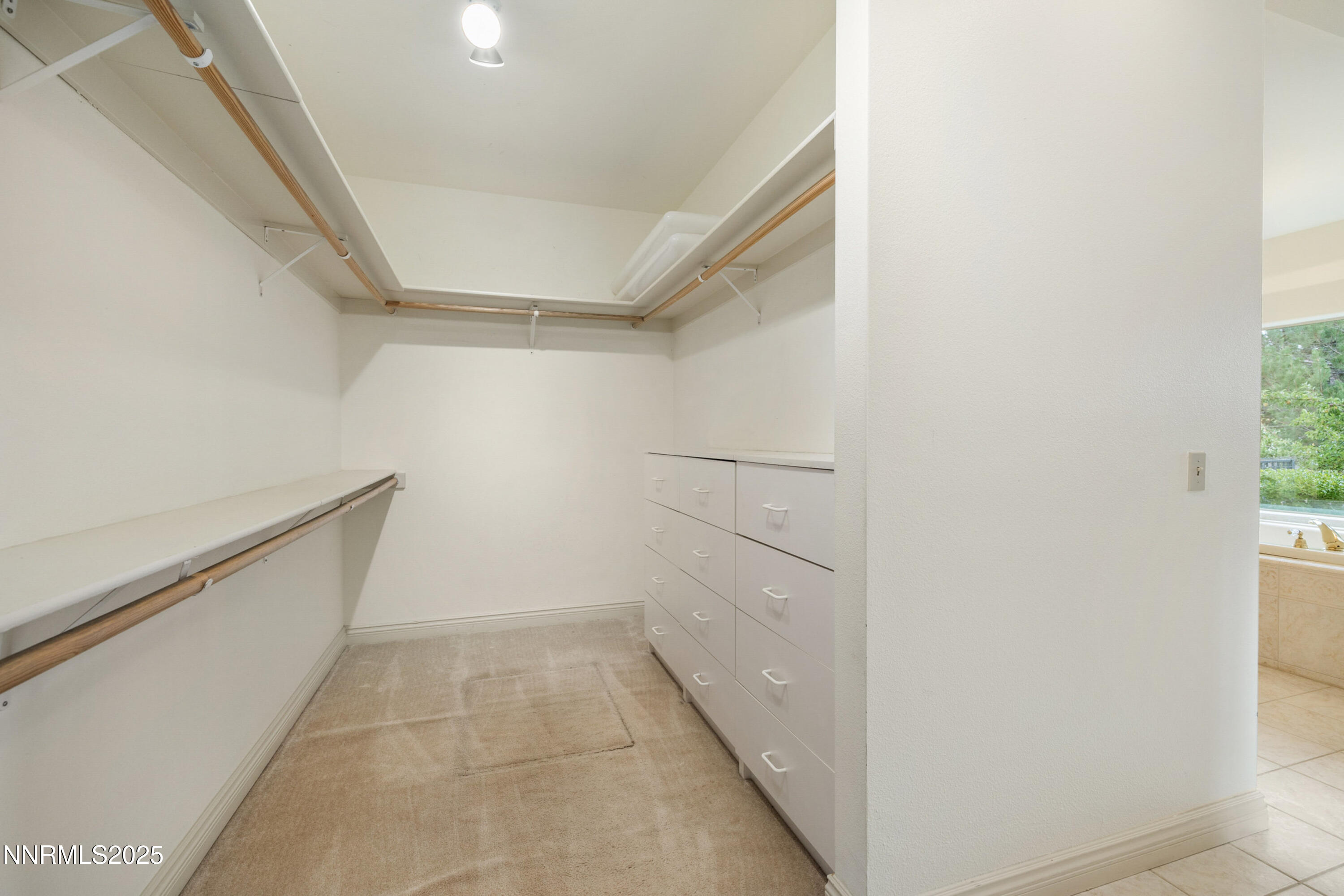 036_46-print-370_genoa_ln-33_977