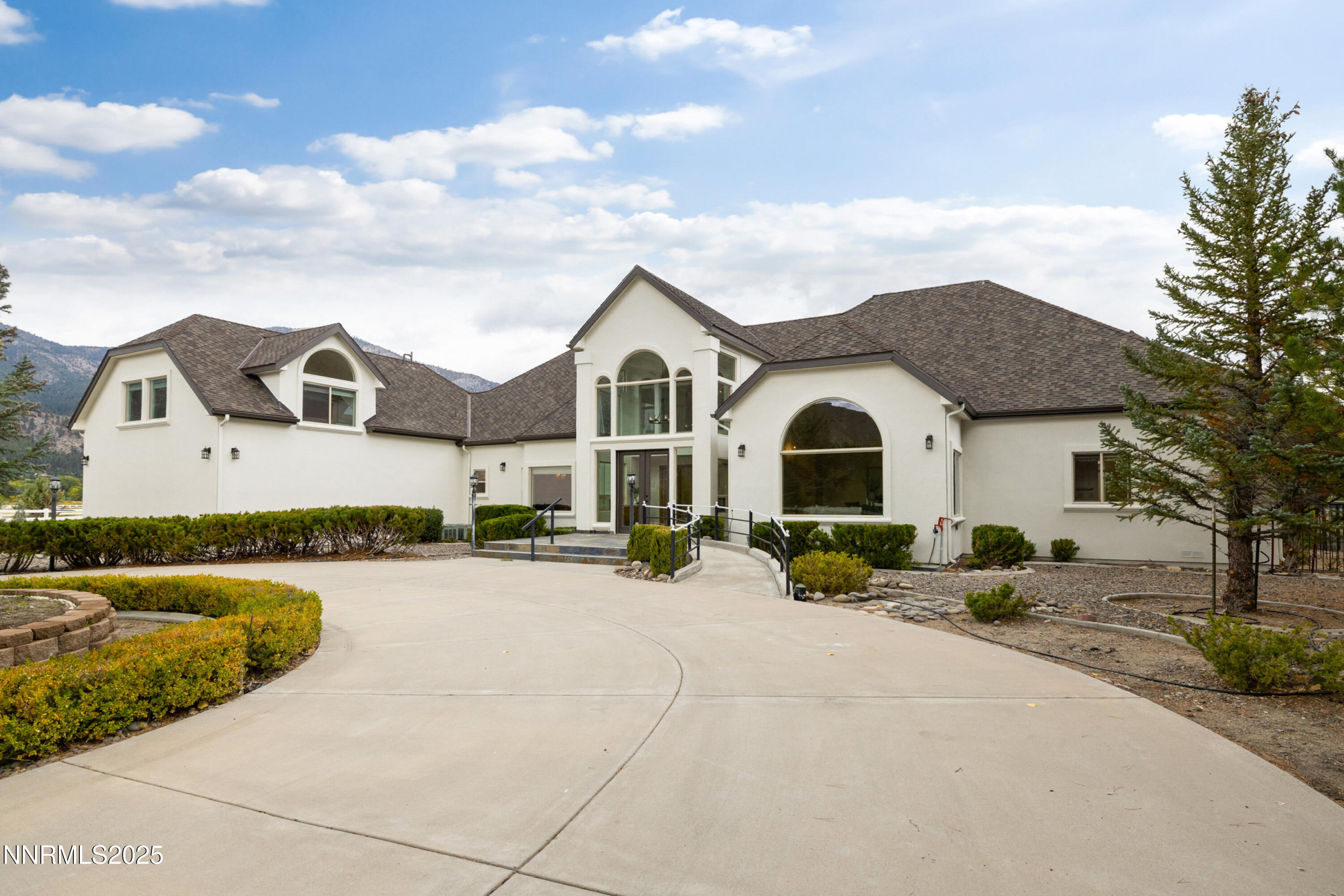 014_65-print-370_genoa_ln-52_926