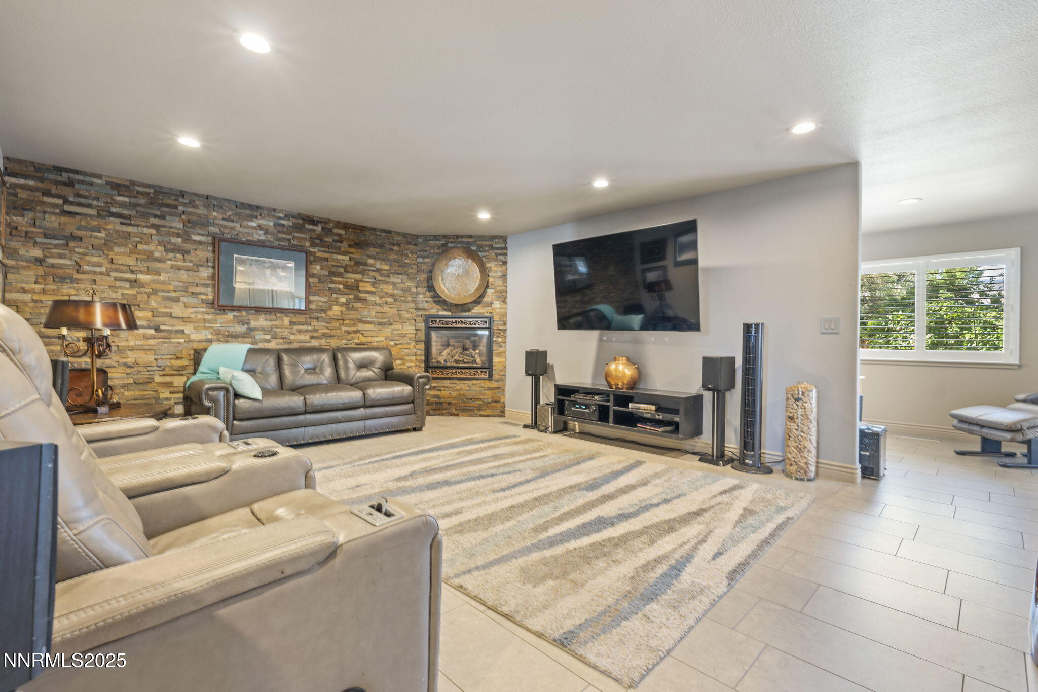 17-web-or-mls-DSC00585