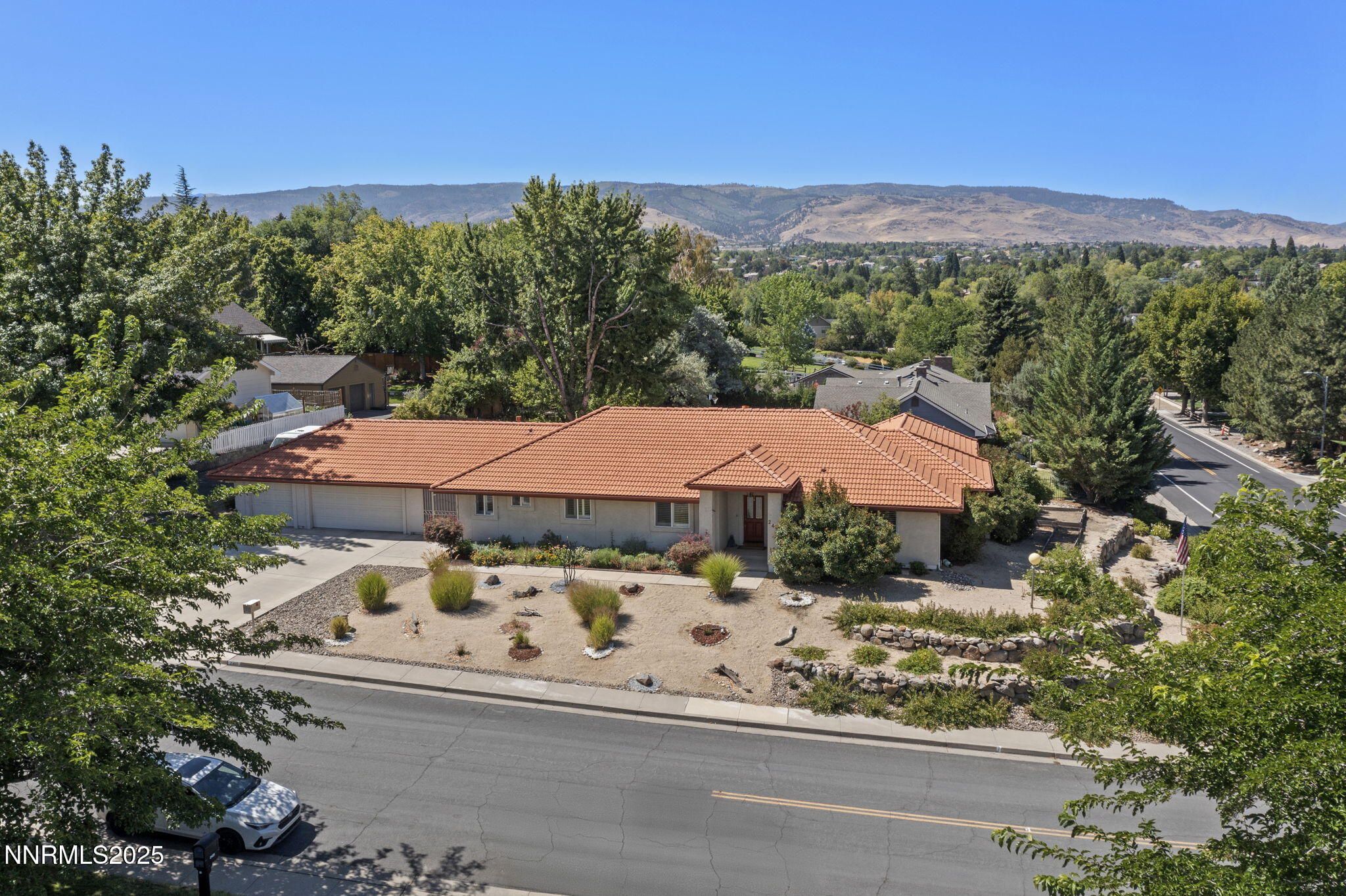 1-web-or-mls-DJI_0456