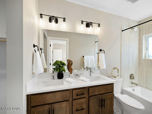 31-web-or-mls-18 on Lakeside 3 bed-32